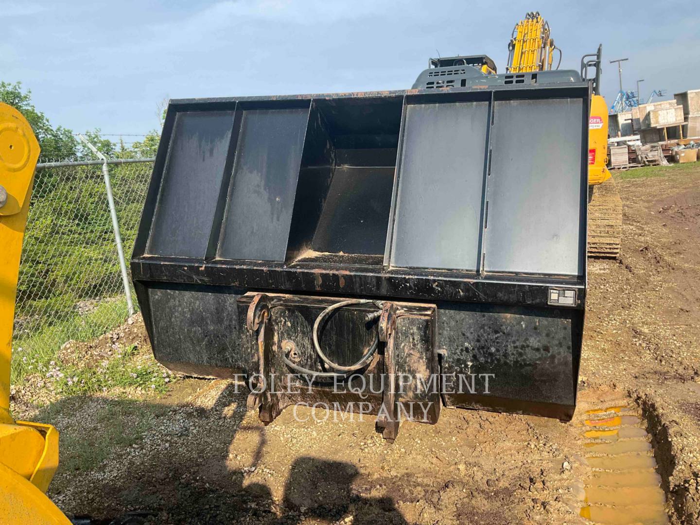 2019 Tink RE4088 HIGH CAPACITY ROLL OUT Bucket