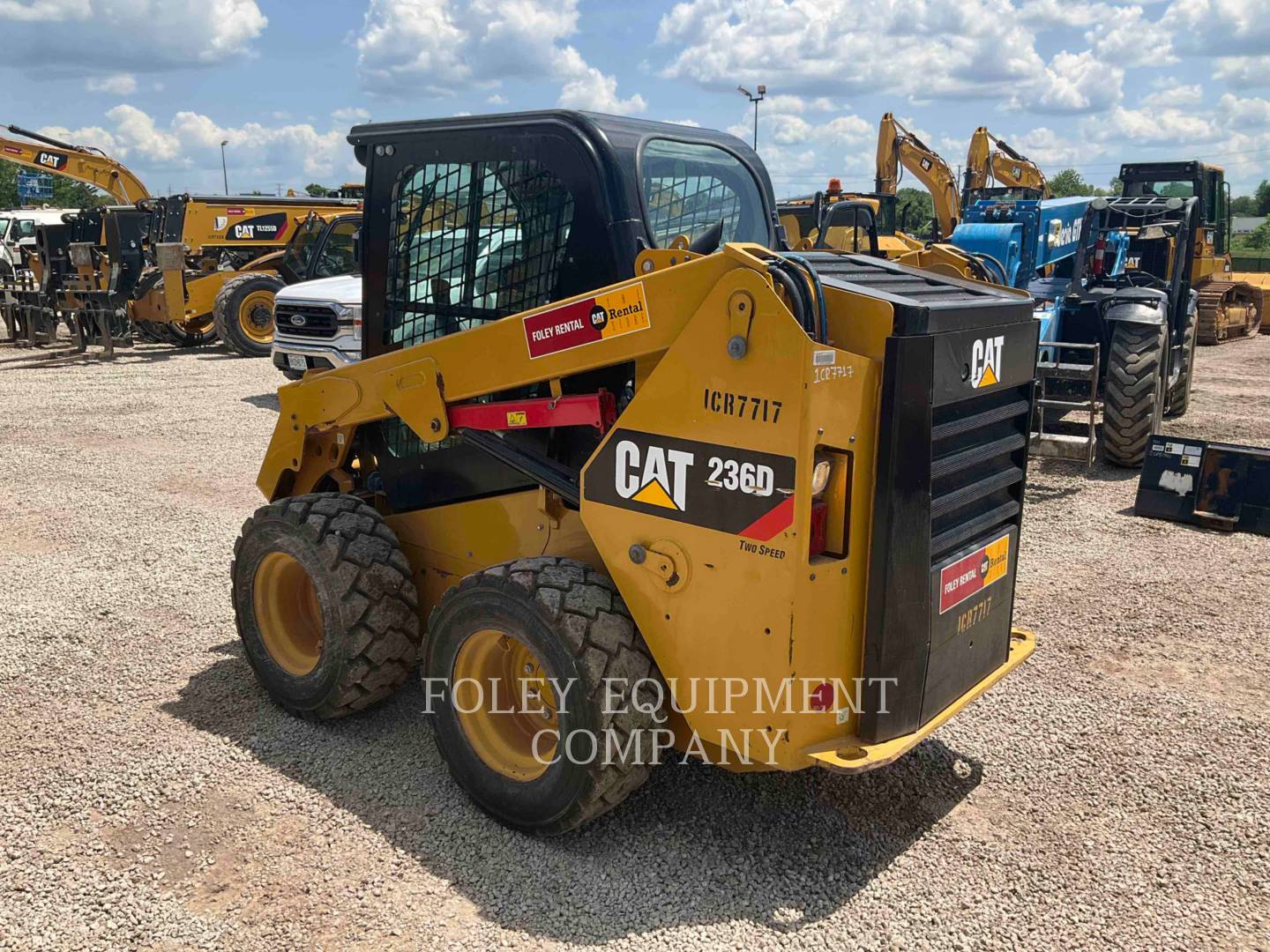 2019 Caterpillar 236D Skid Steer Loader