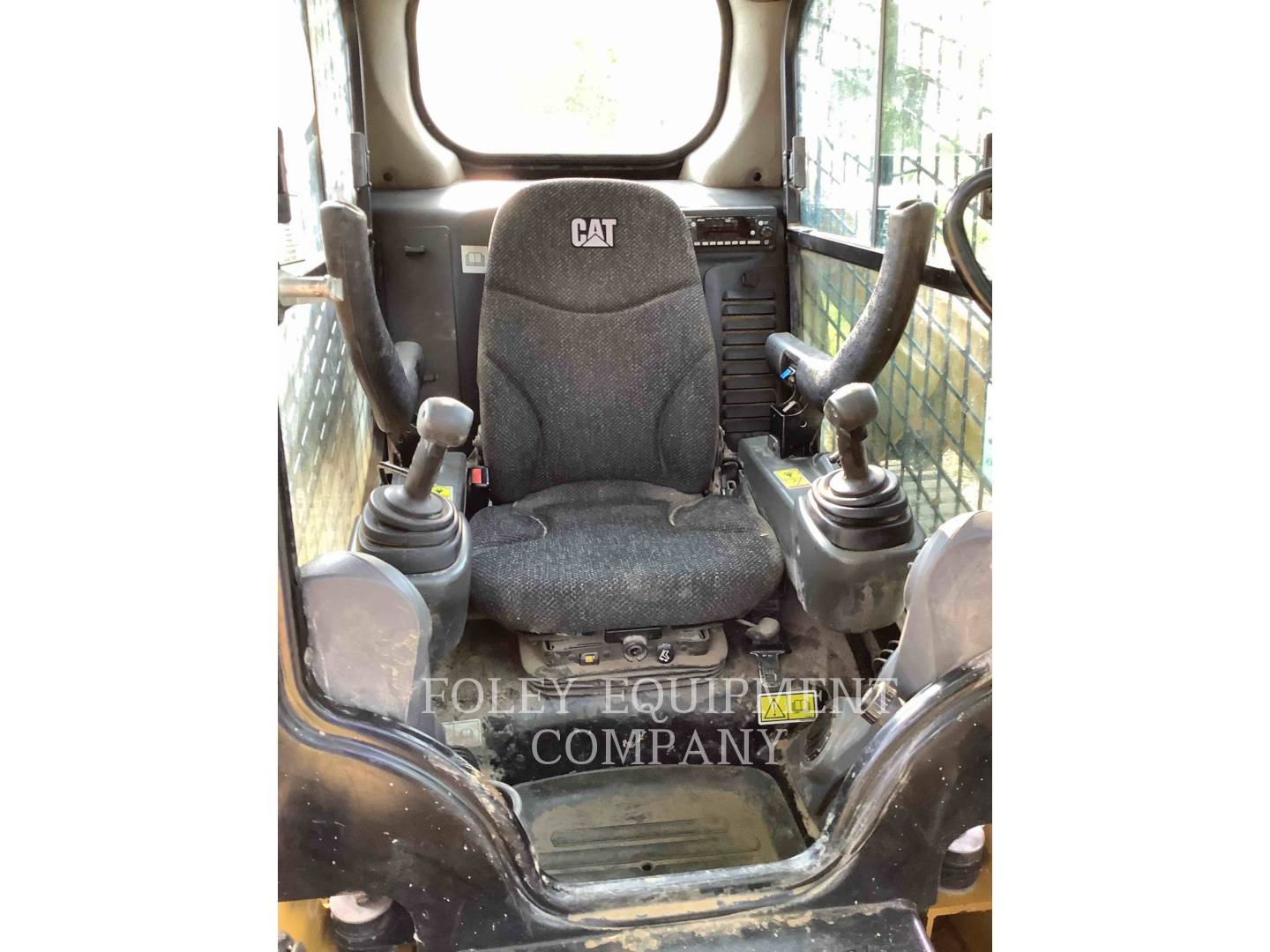 2019 Caterpillar 239DSTD1CA Skid Steer Loader