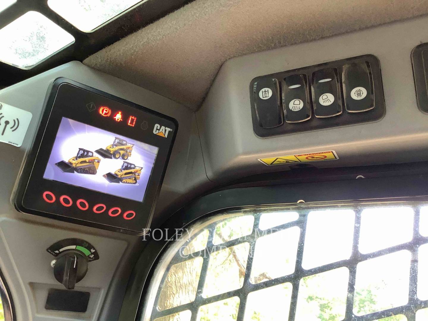 2019 Caterpillar 239DSTD1CA Skid Steer Loader