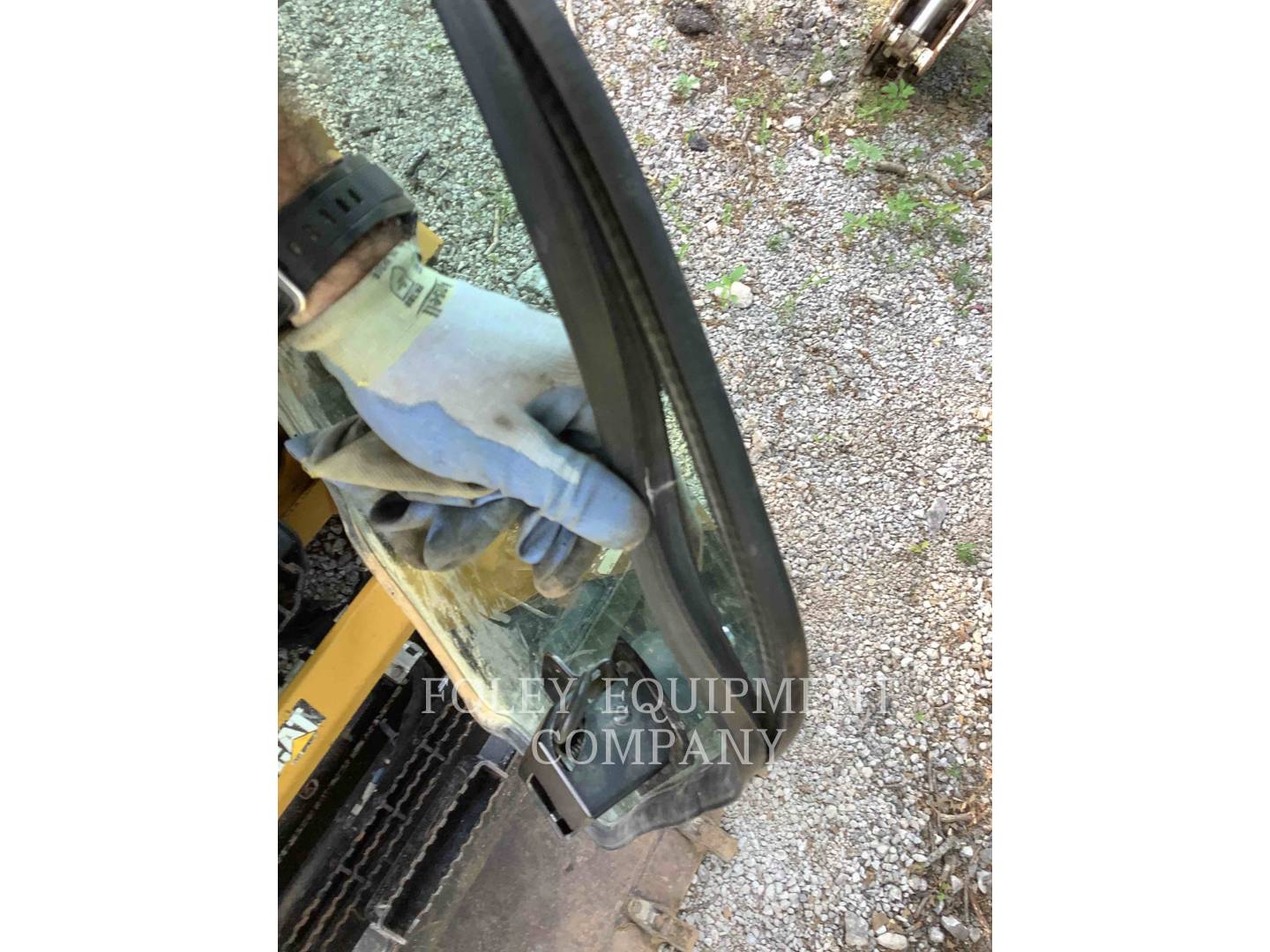 2019 Caterpillar 239DSTD1CA Skid Steer Loader