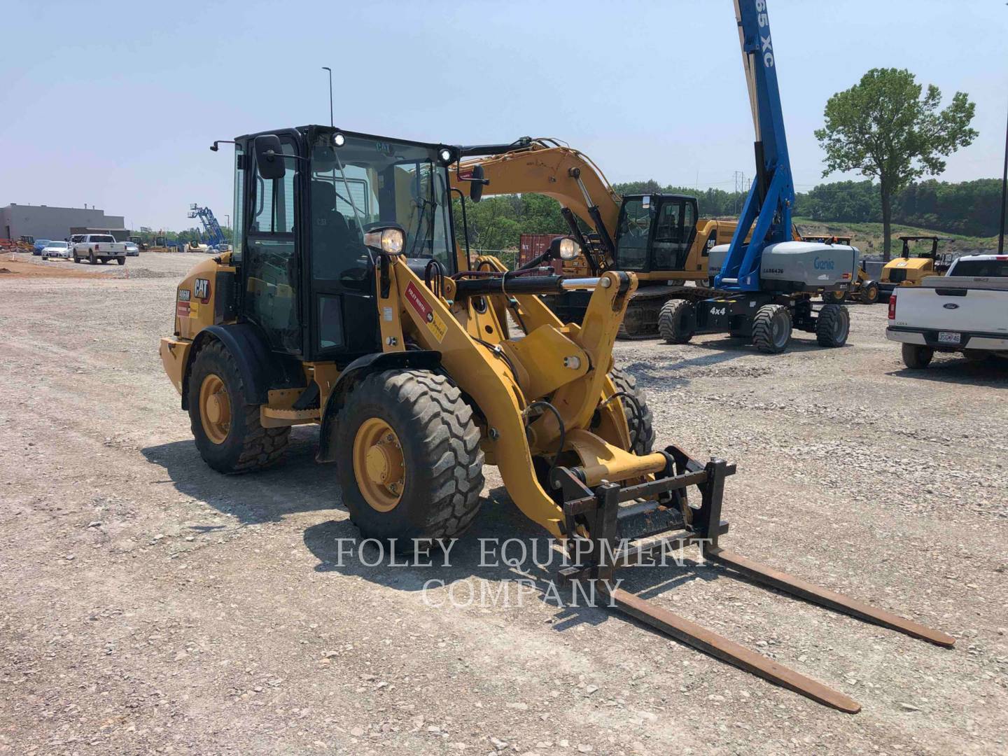 2020 Caterpillar 906M Wheel Loader