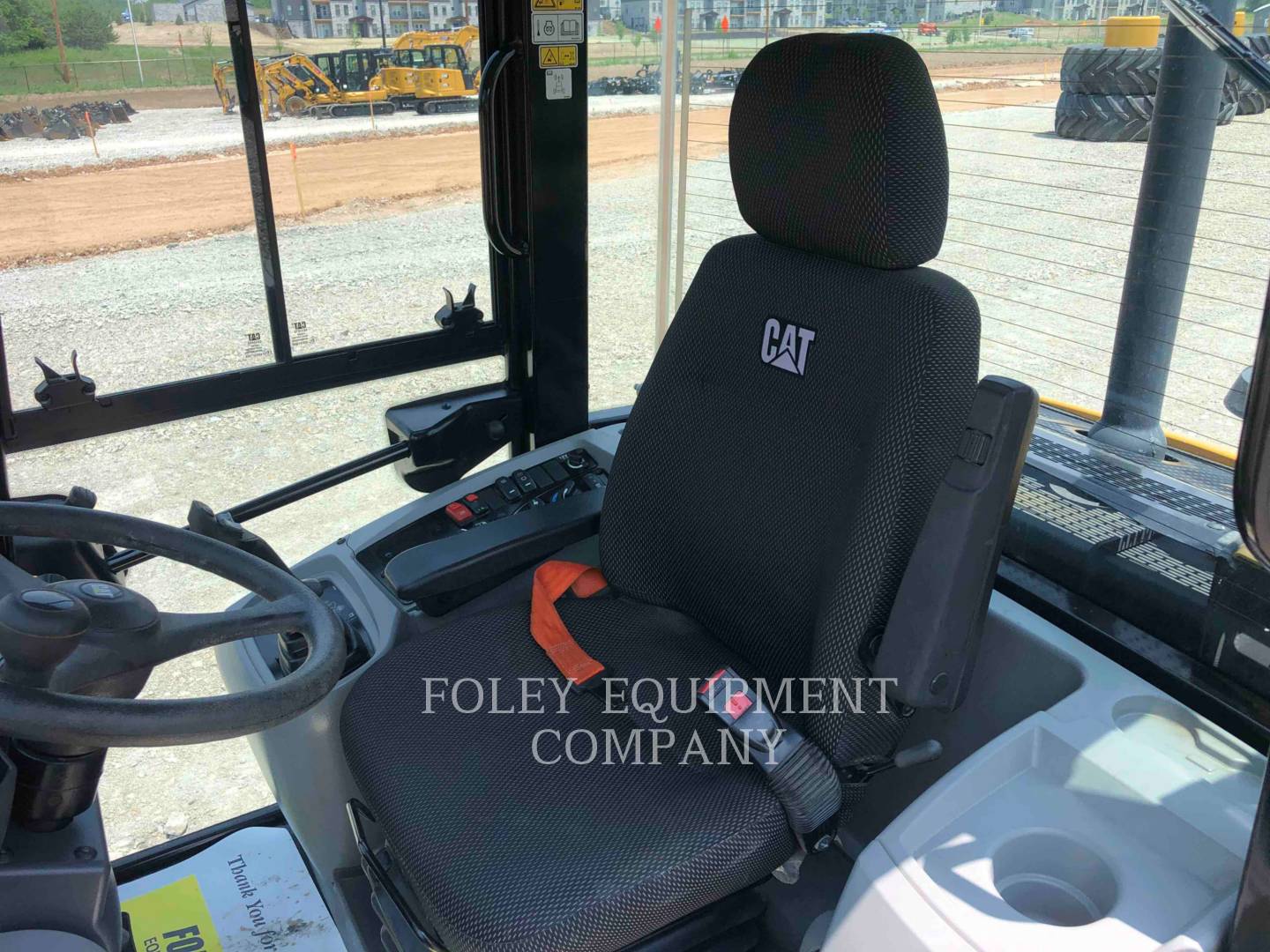 2020 Caterpillar 906M Wheel Loader