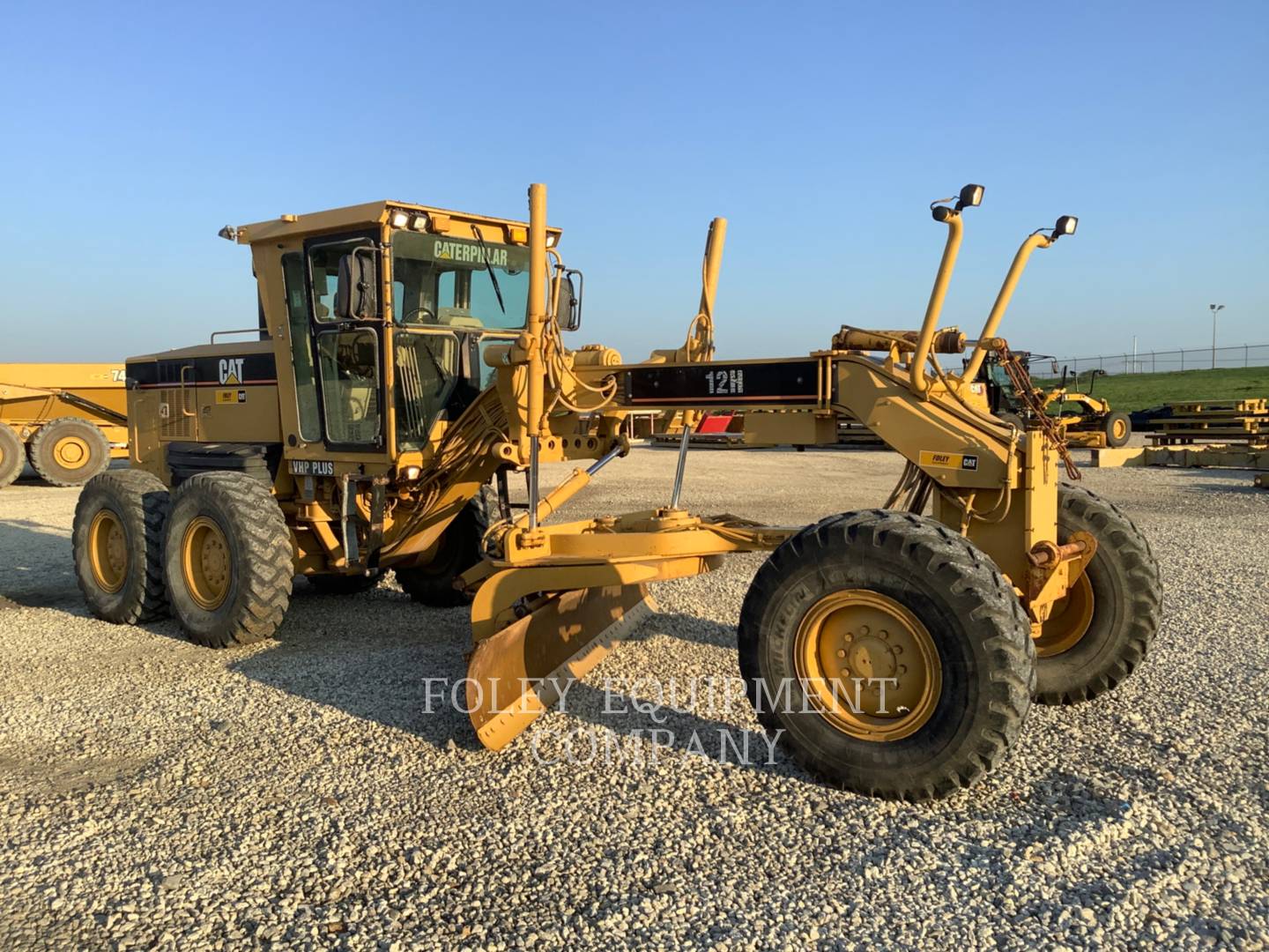 2004 Caterpillar 12H Grader - Road