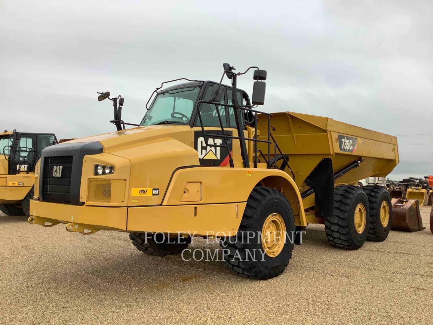 2017 Caterpillar 735C Articulated Truck