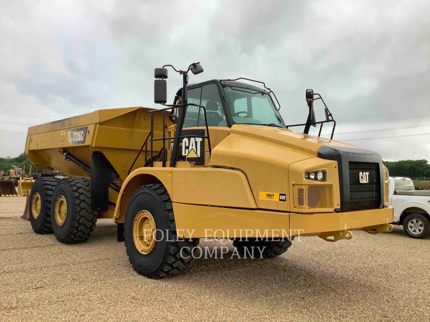 2017 Caterpillar 735C Articulated Truck