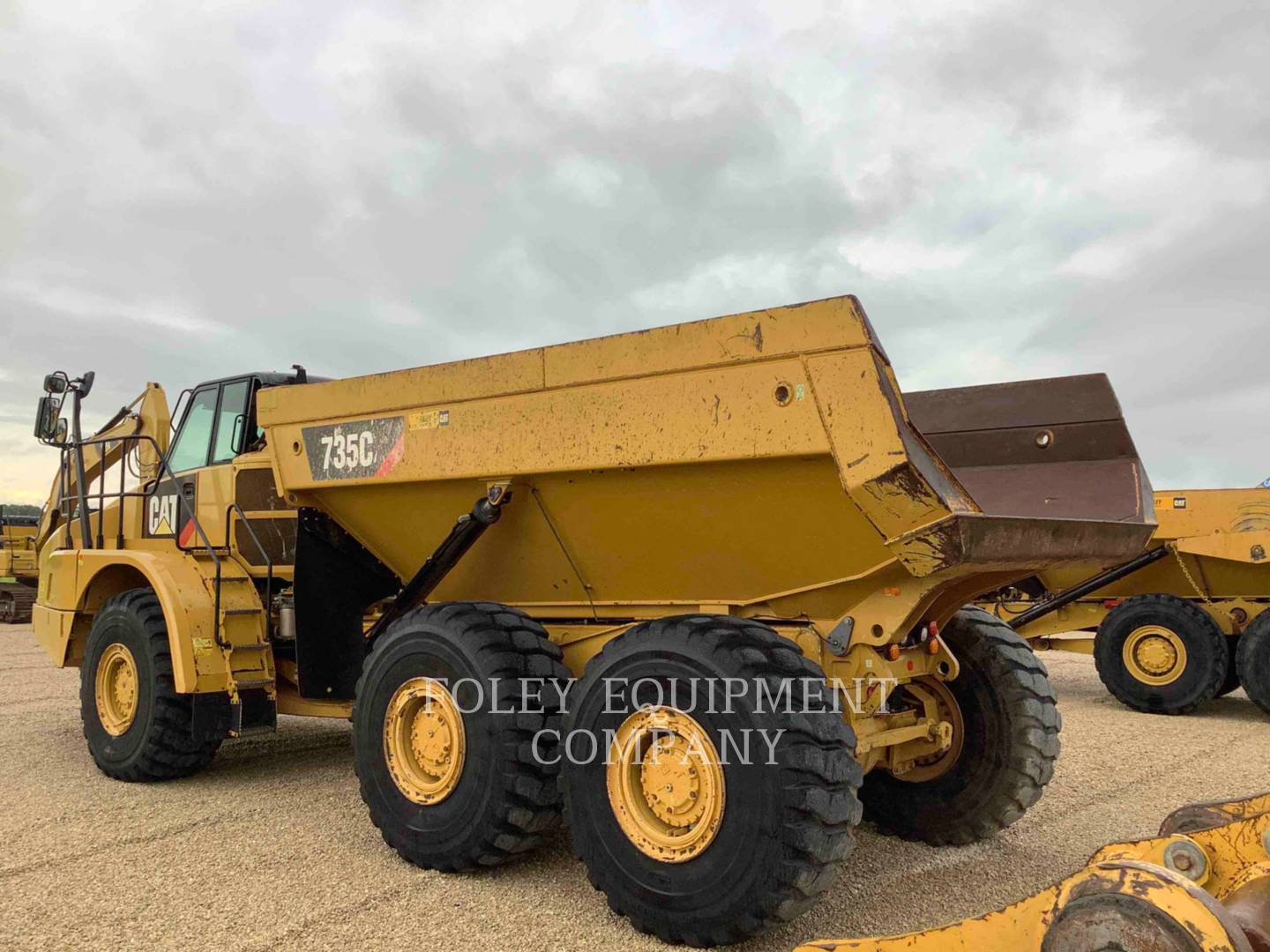 2017 Caterpillar 735C Articulated Truck