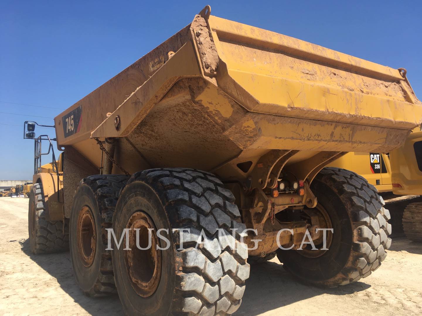 2018 Caterpillar 745-04 Articulated Truck