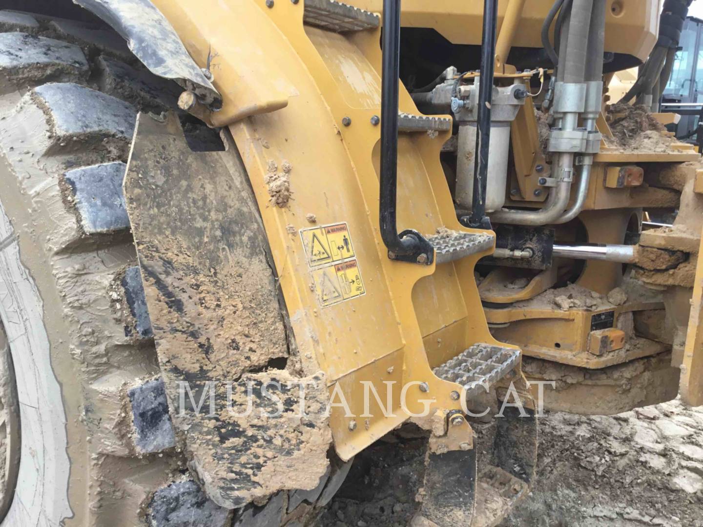 2018 Caterpillar 745-04 Articulated Truck