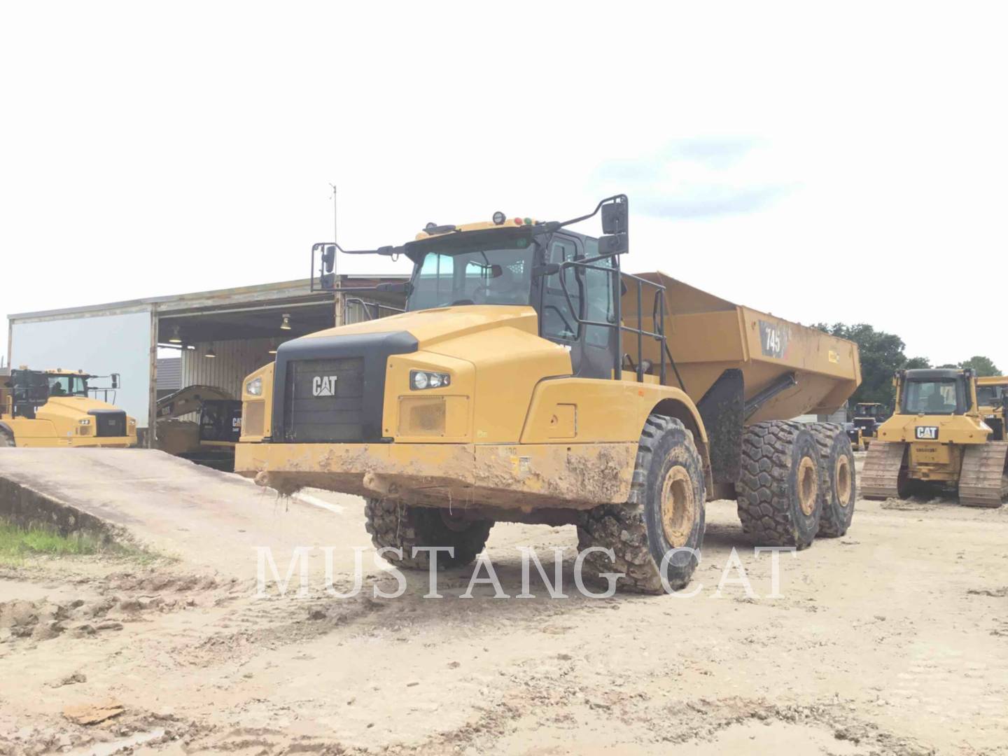 2018 Caterpillar 745-04 Articulated Truck