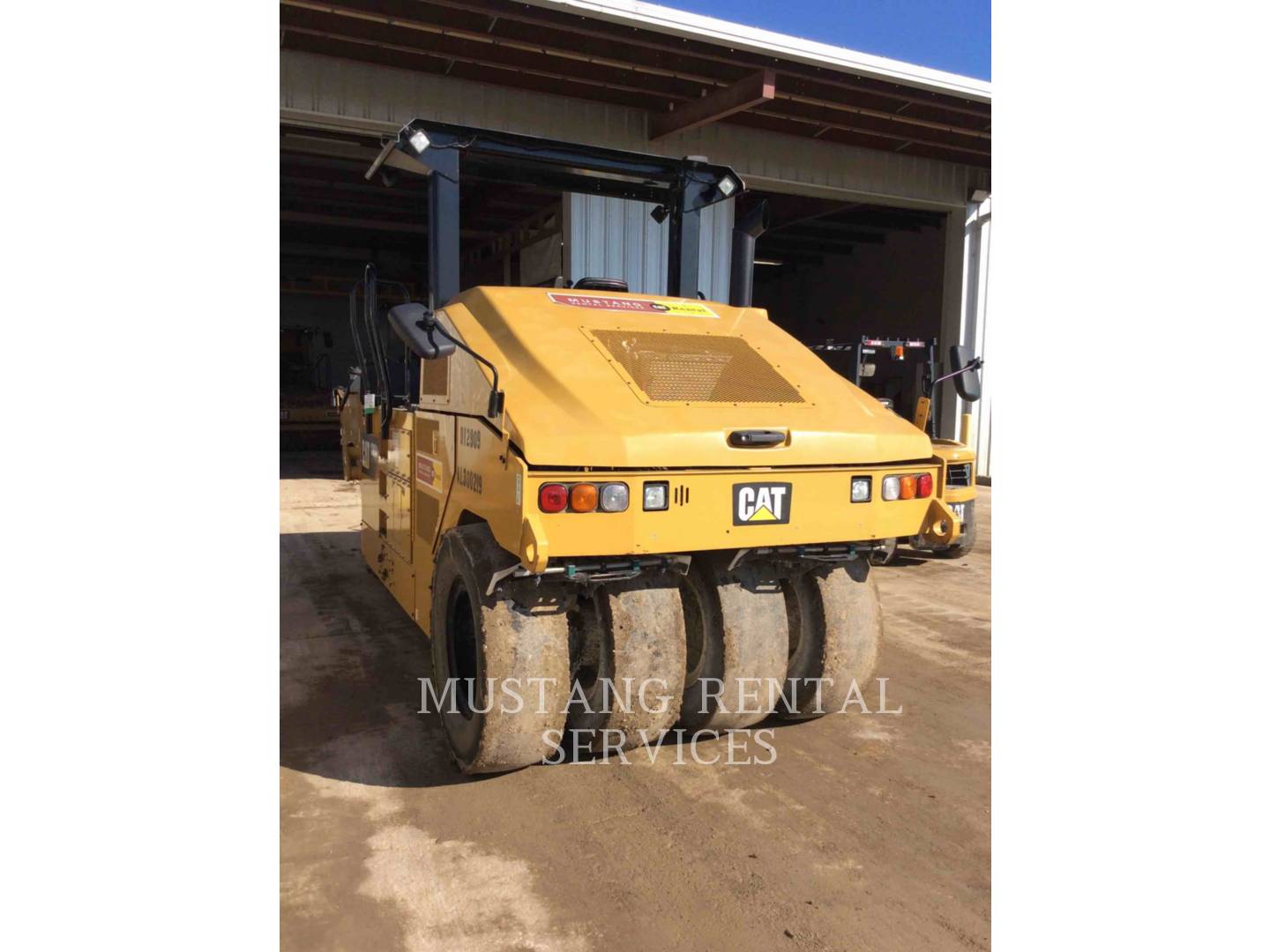 2017 Caterpillar CW34 Compactor