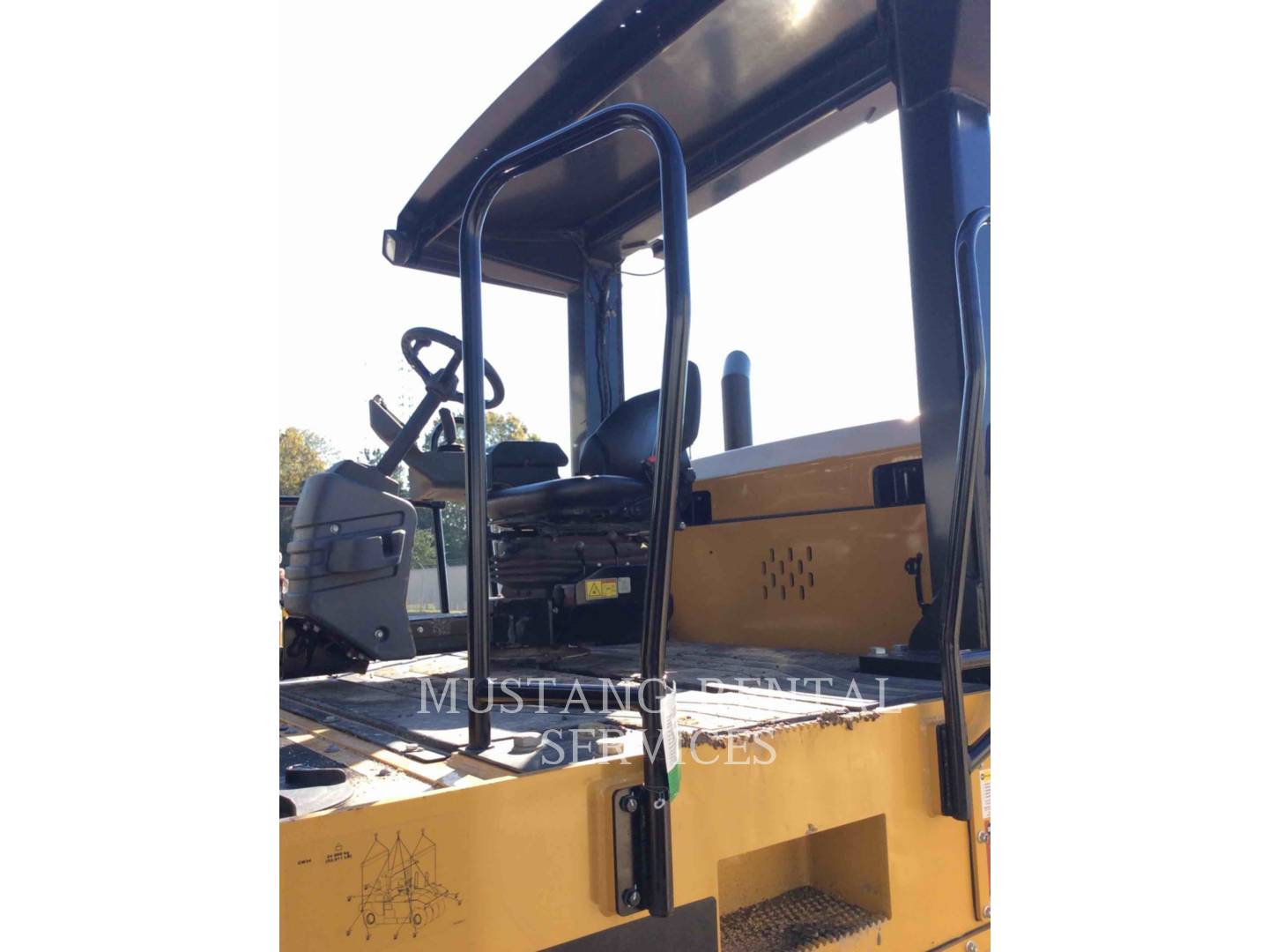 2017 Caterpillar CW34 Compactor