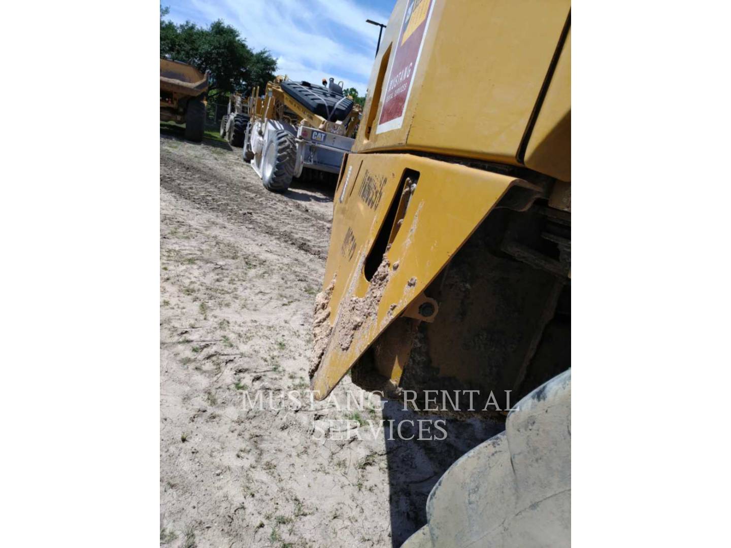 2016 Caterpillar 745 Articulated Truck