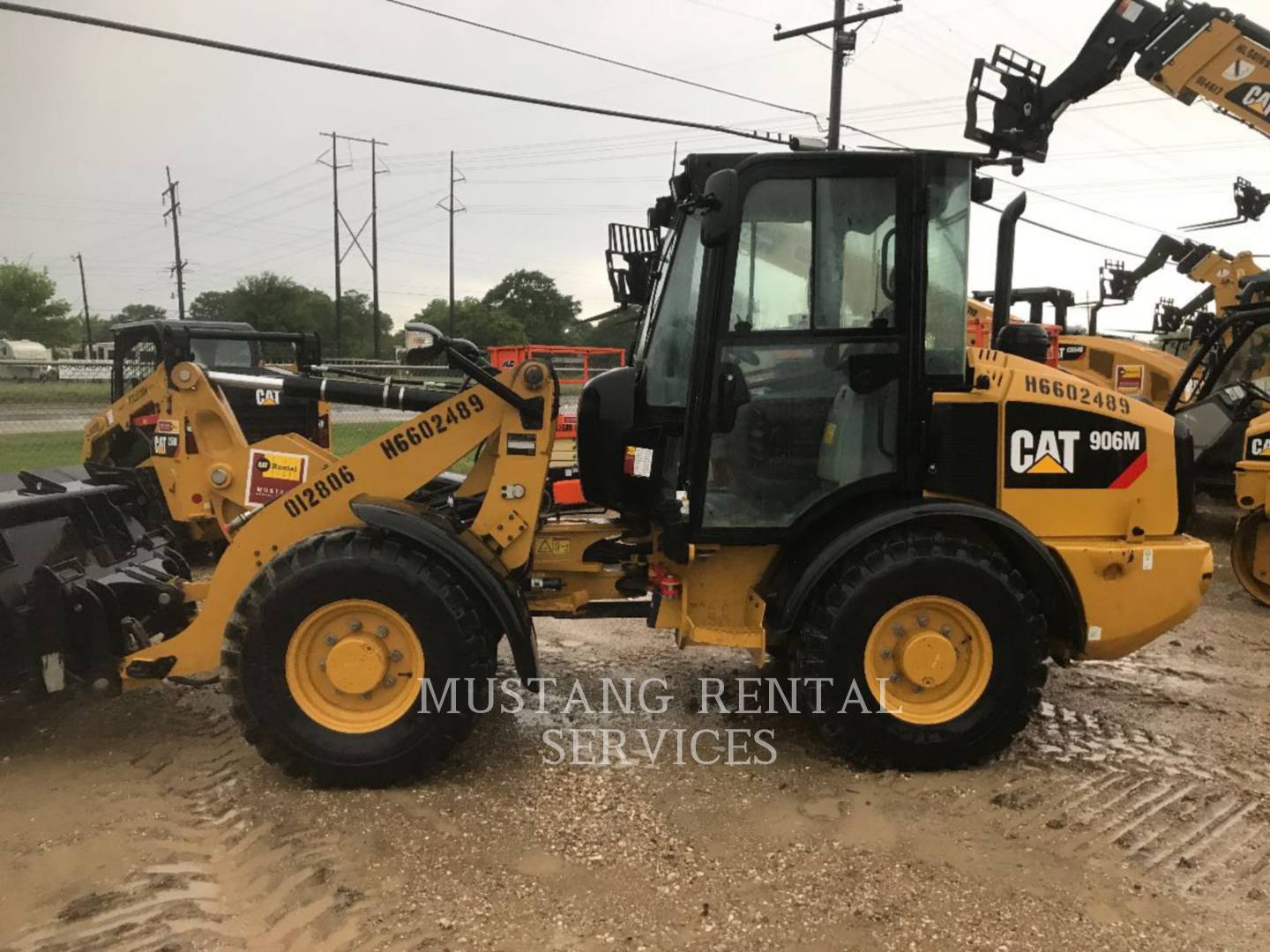 2018 Caterpillar 906M Wheel Loader