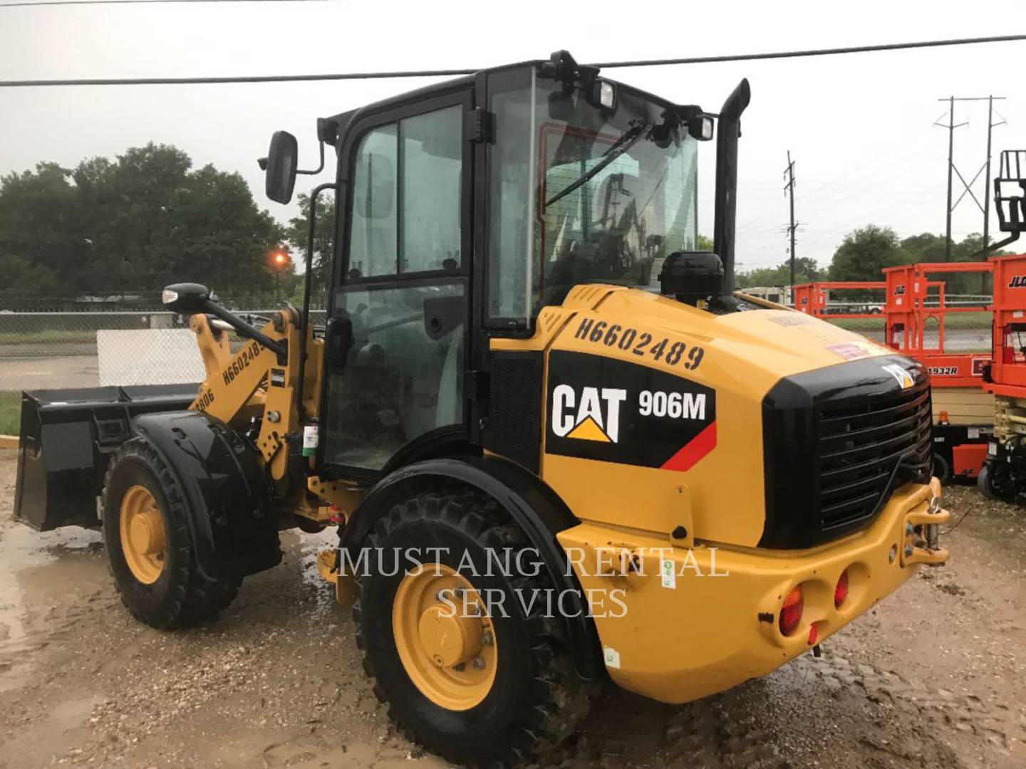 2018 Caterpillar 906M Wheel Loader