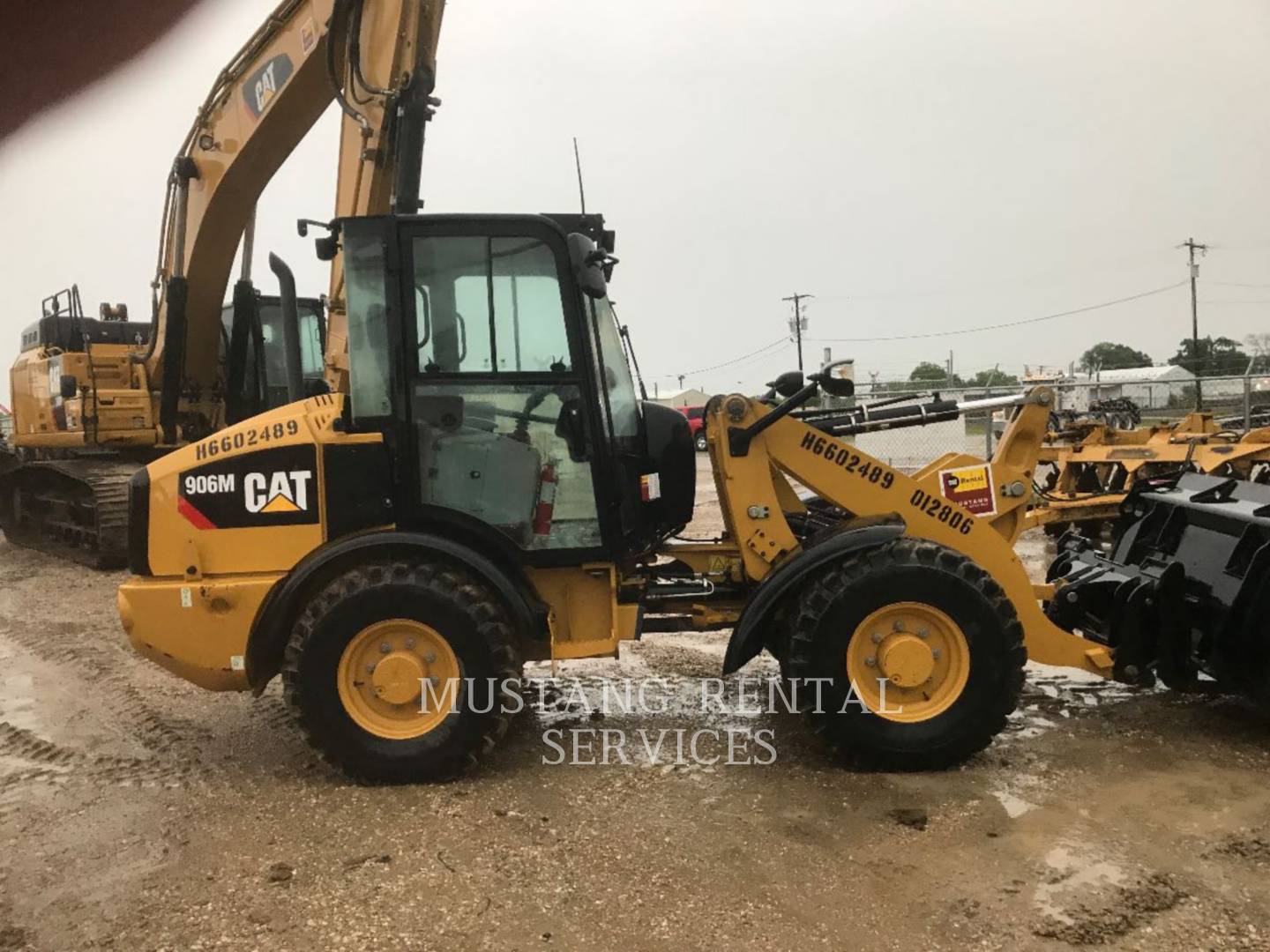 2018 Caterpillar 906M Wheel Loader