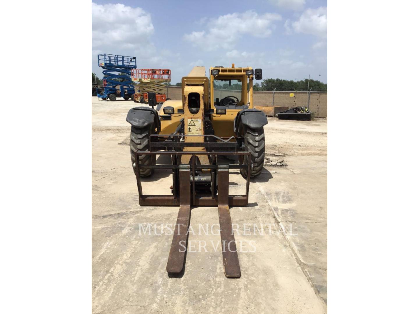 2010 Caterpillar TL642 TeleHandler