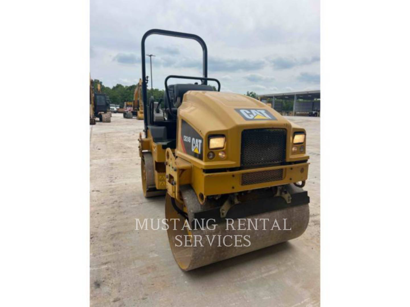 2019 Caterpillar CB24B Vibratory Double