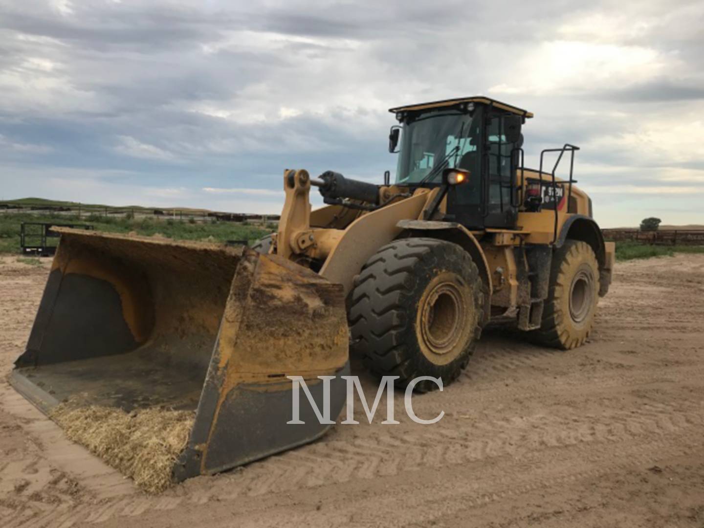 2017 Caterpillar 972M Wheel Loader