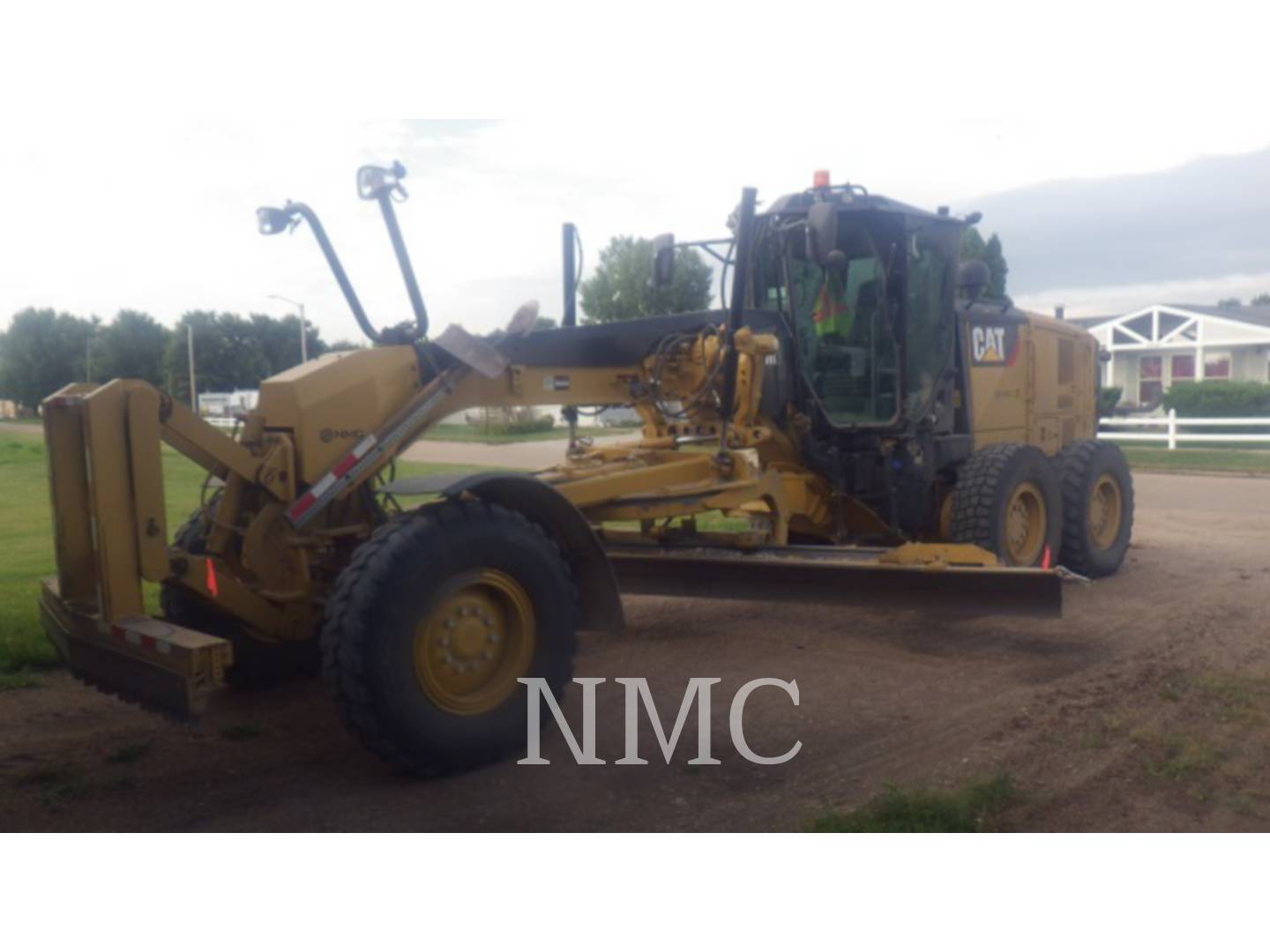 2016 Caterpillar 12M3 Grader - Road