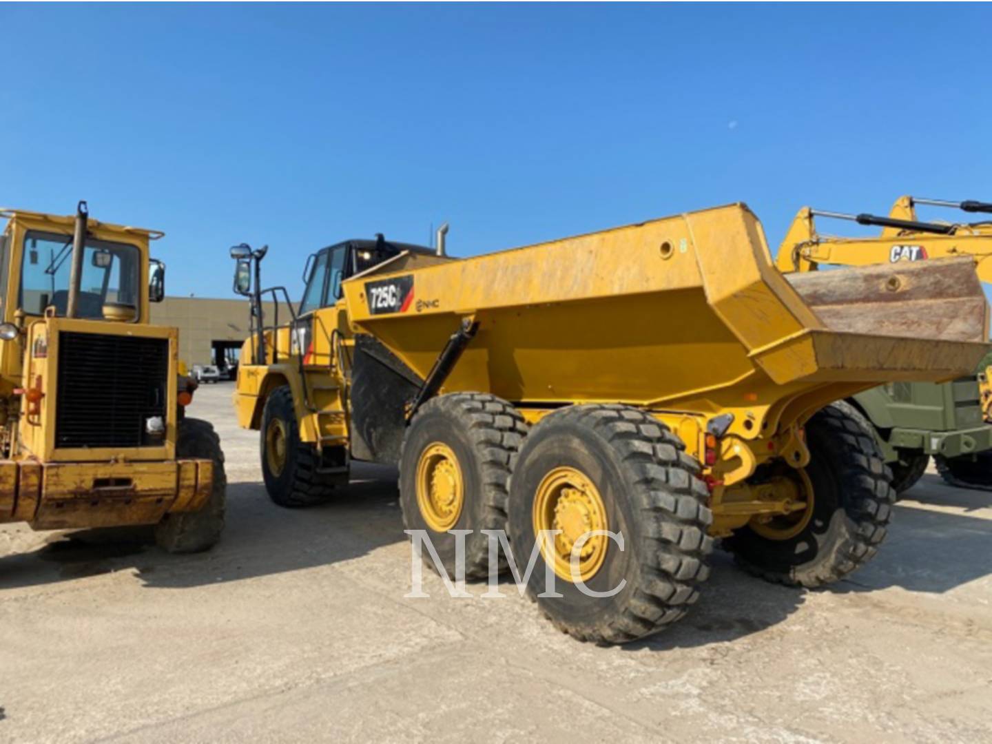 2017 Caterpillar 725C Articulated Truck