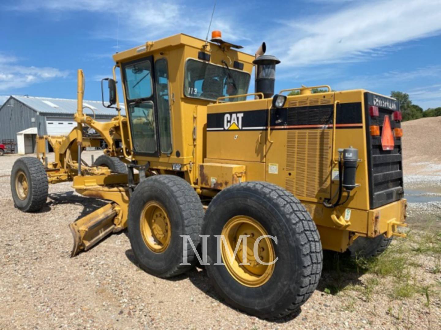 2001 Caterpillar 140H Grader - Road