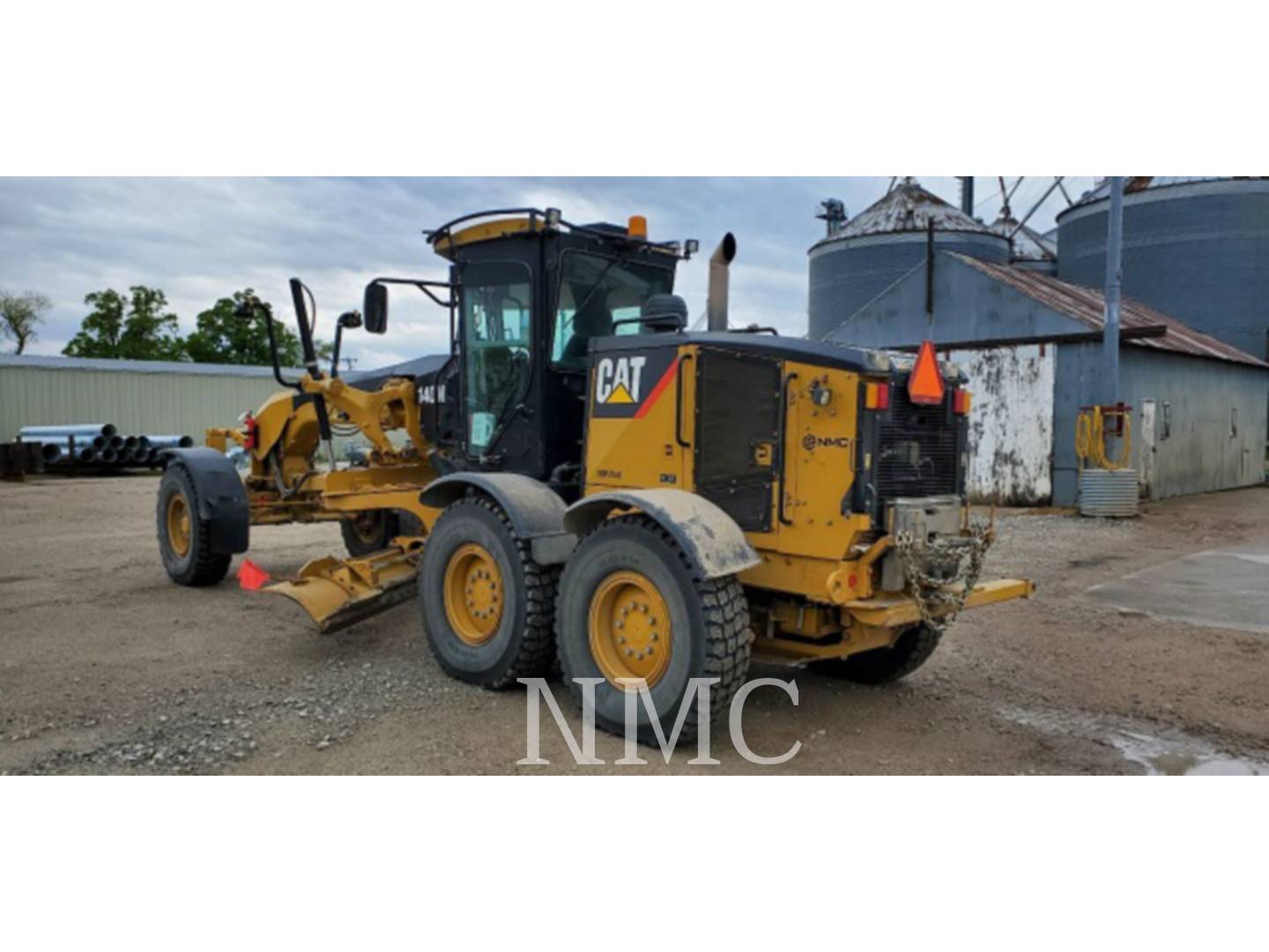 2010 Caterpillar 140M Grader - Road