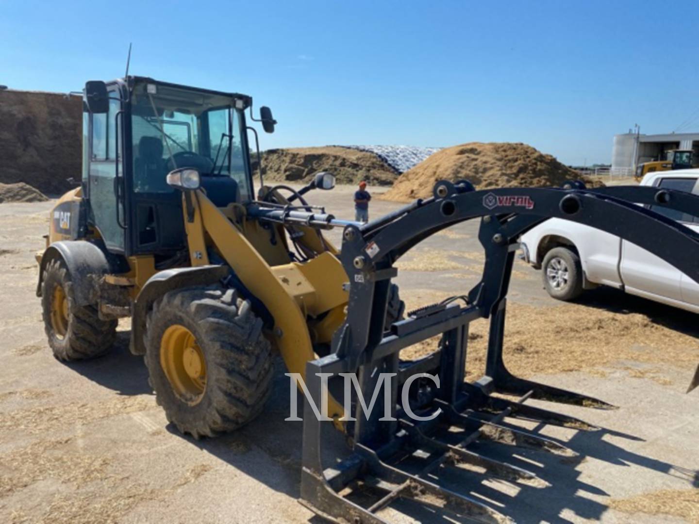 2019 Caterpillar 908M Wheel Loader