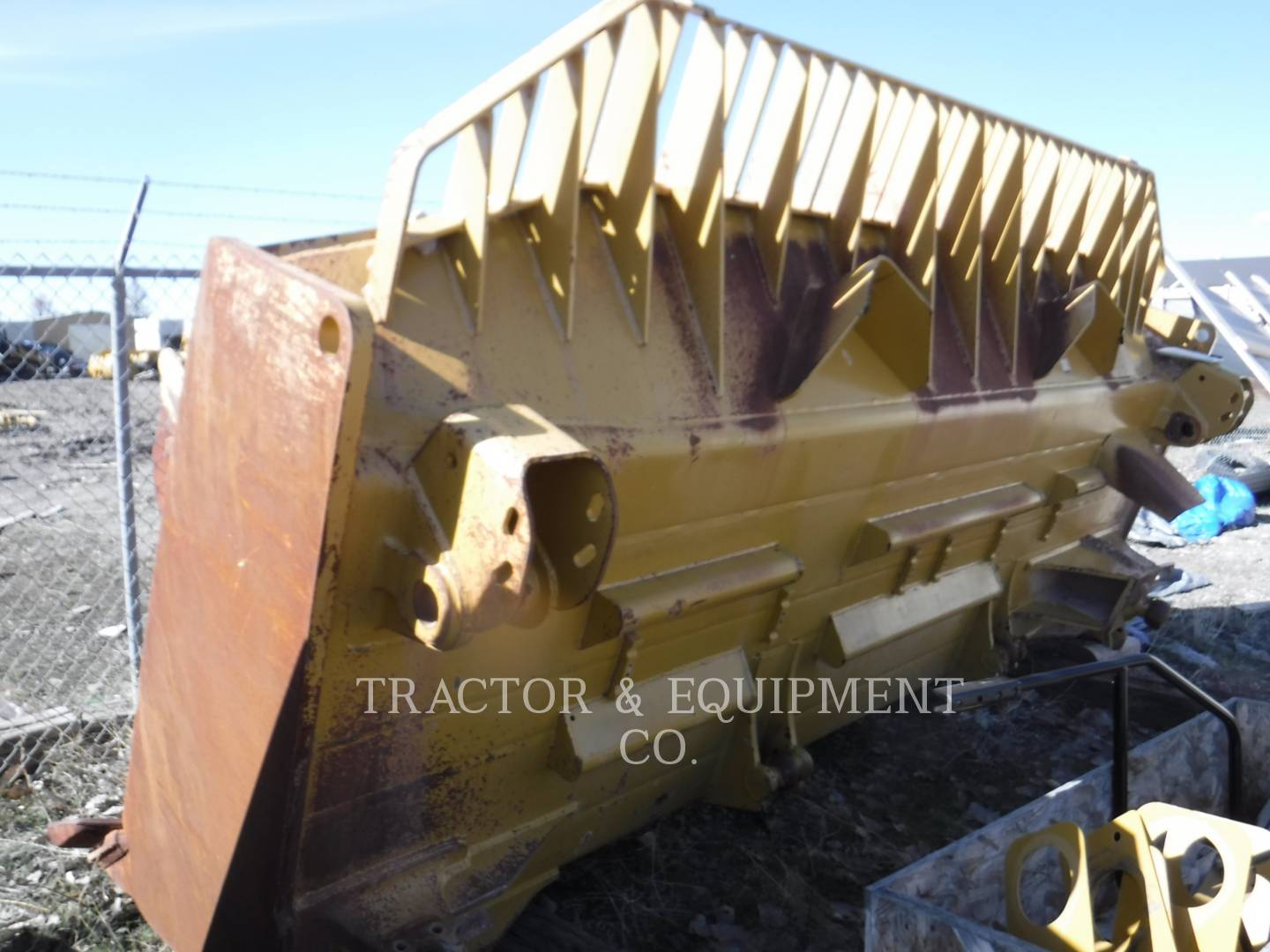 Caterpillar D9 BLADE Misc