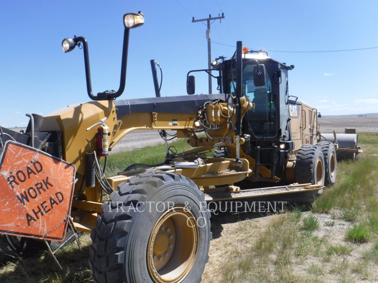 2014 Caterpillar 12M2 Grader - Road