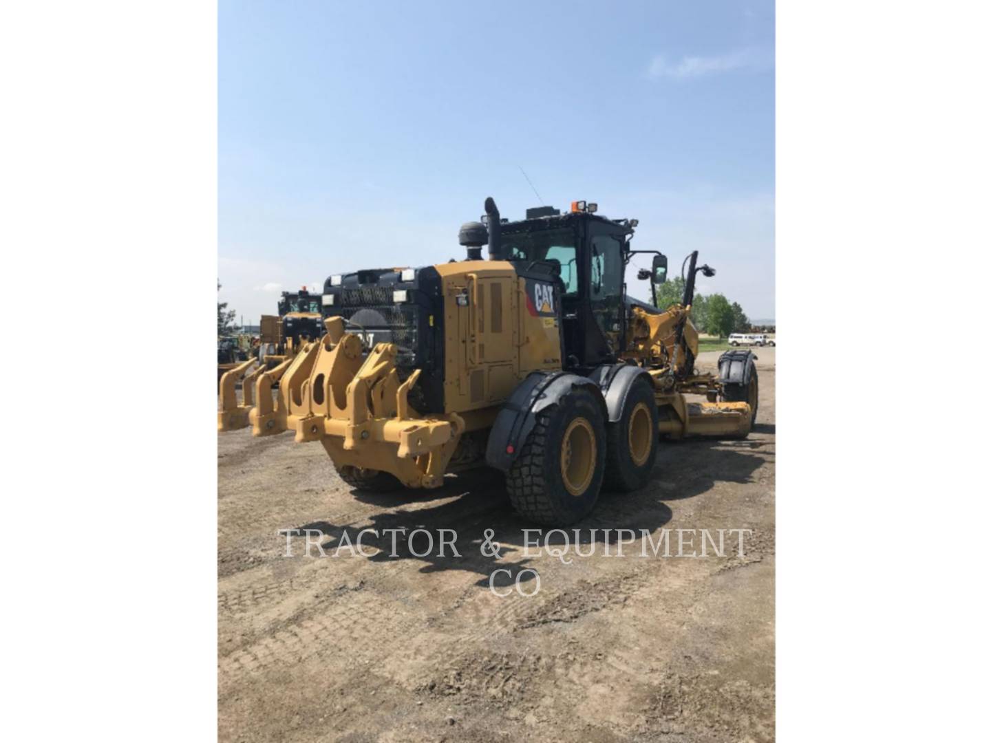 2015 Caterpillar 12M3 AWD Grader - Road