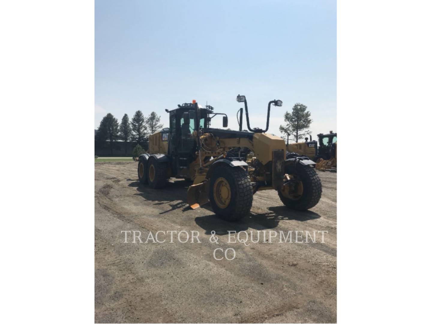 2015 Caterpillar 12M3 AWD Grader - Road