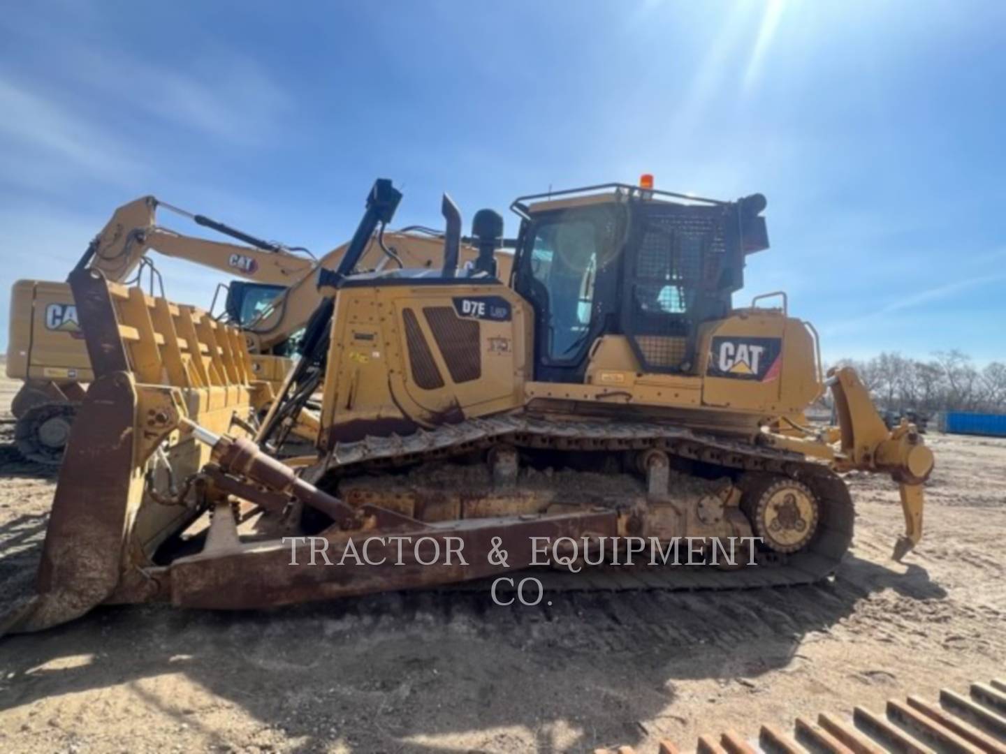 2013 Caterpillar D7E LGP Dozer