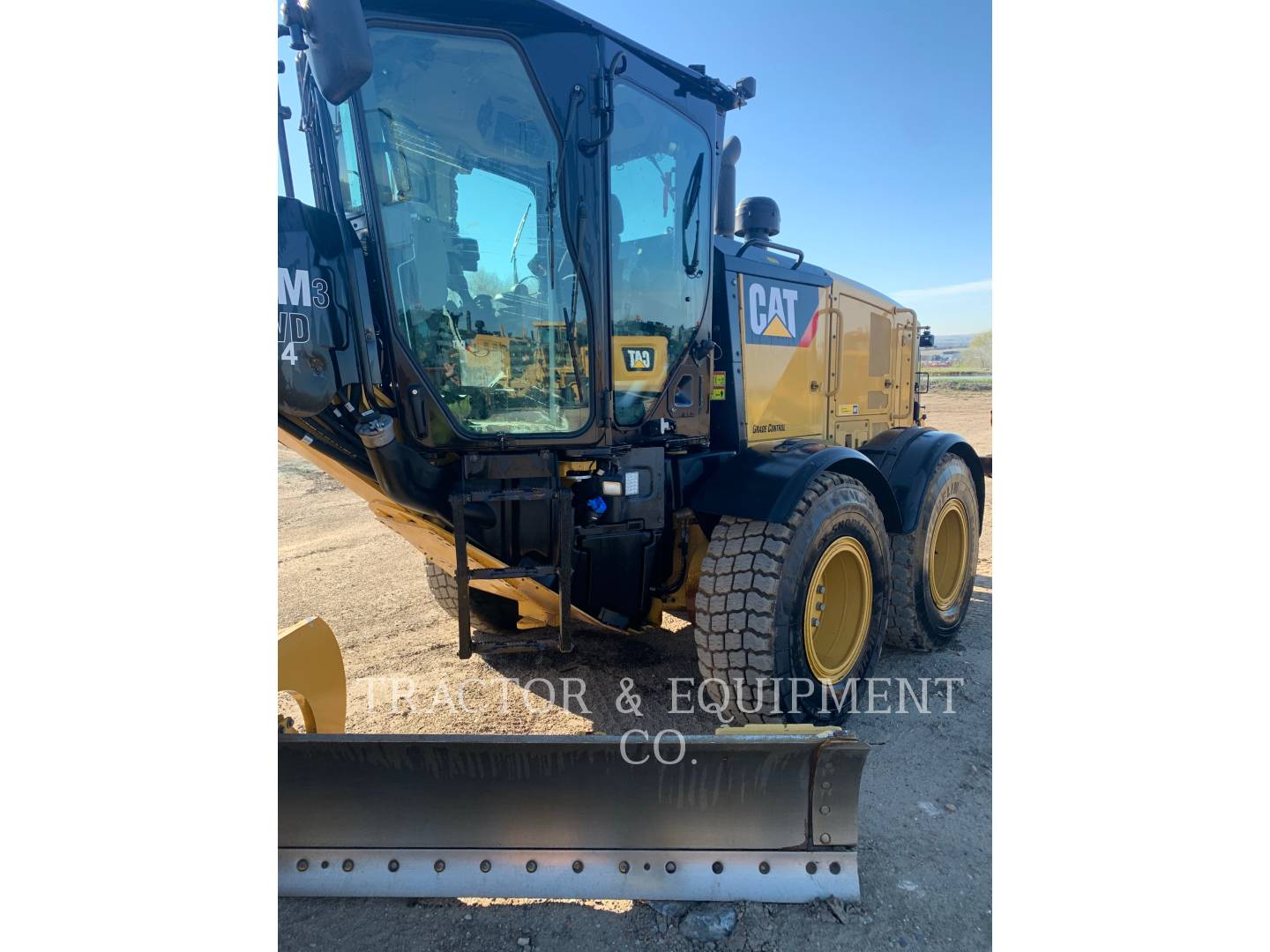 2017 Caterpillar 160M3AWD Grader - Road