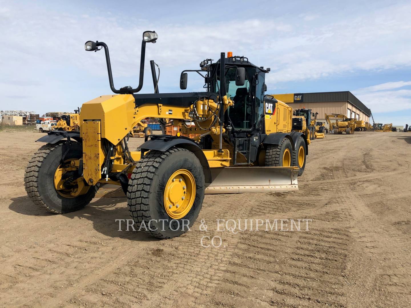 2017 Caterpillar 160M3AWD Grader - Road