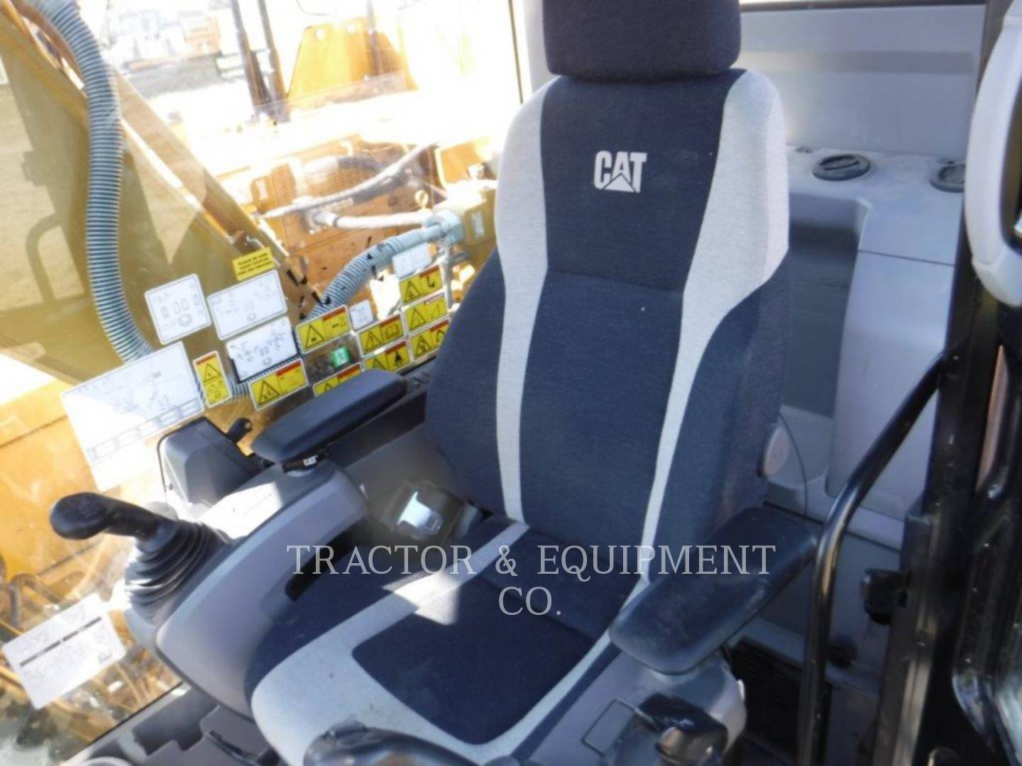 2019 Caterpillar 326F L Excavator