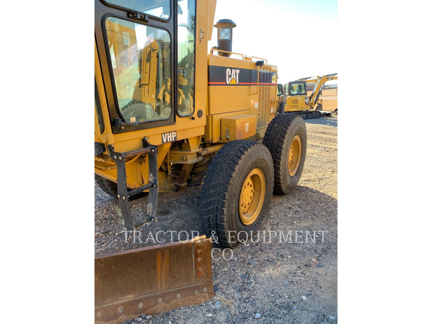 2002 Caterpillar 140H Grader - Road