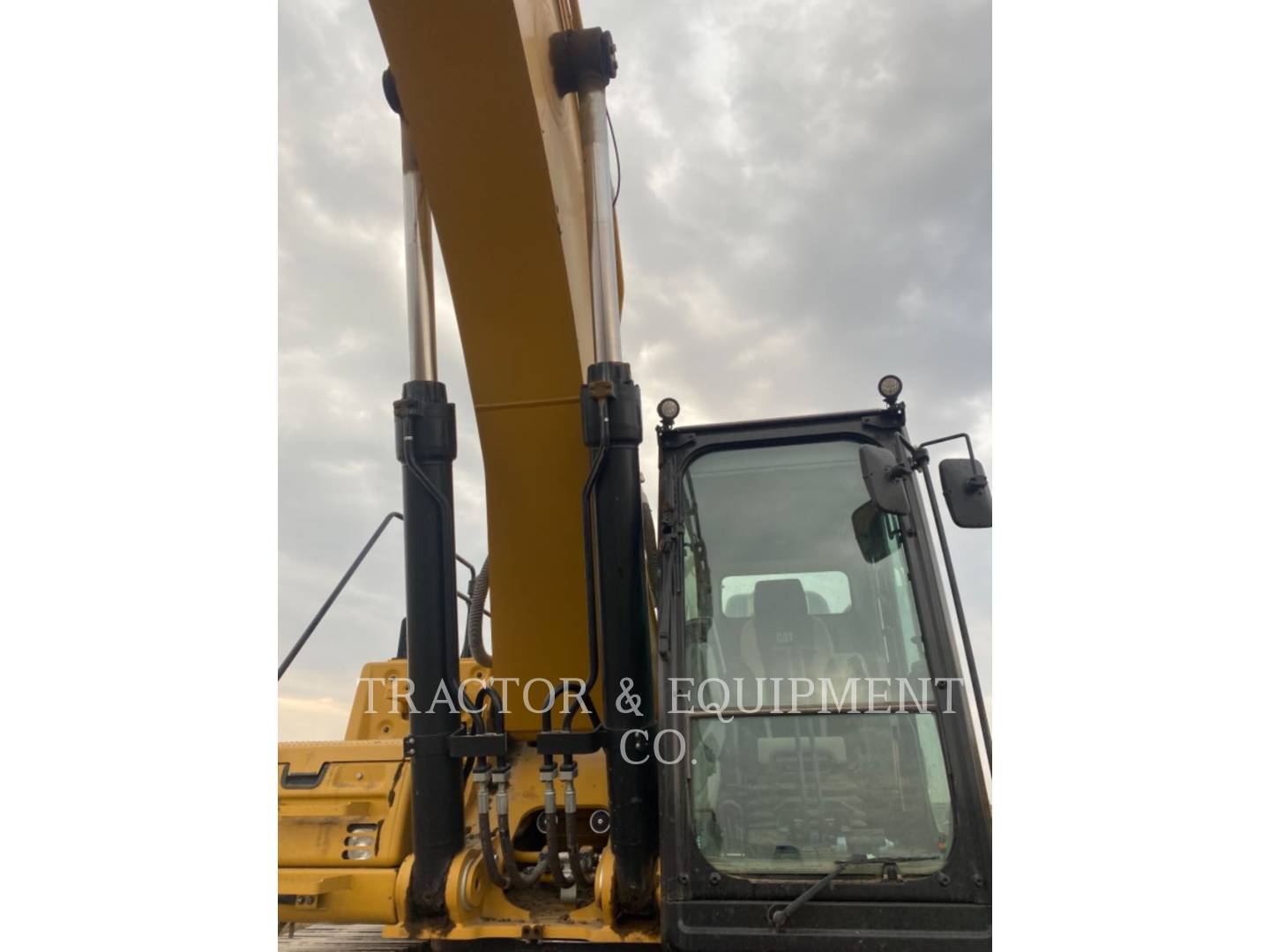 2020 Caterpillar 349F L Excavator