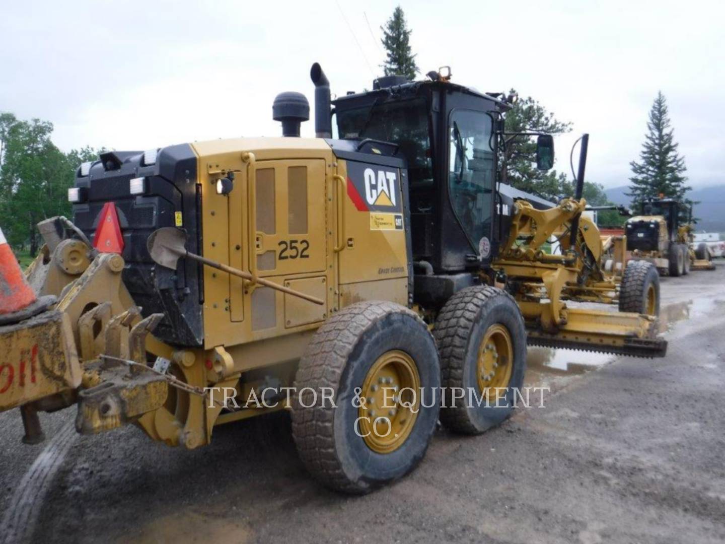 2016 Caterpillar 12M3 Grader - Road