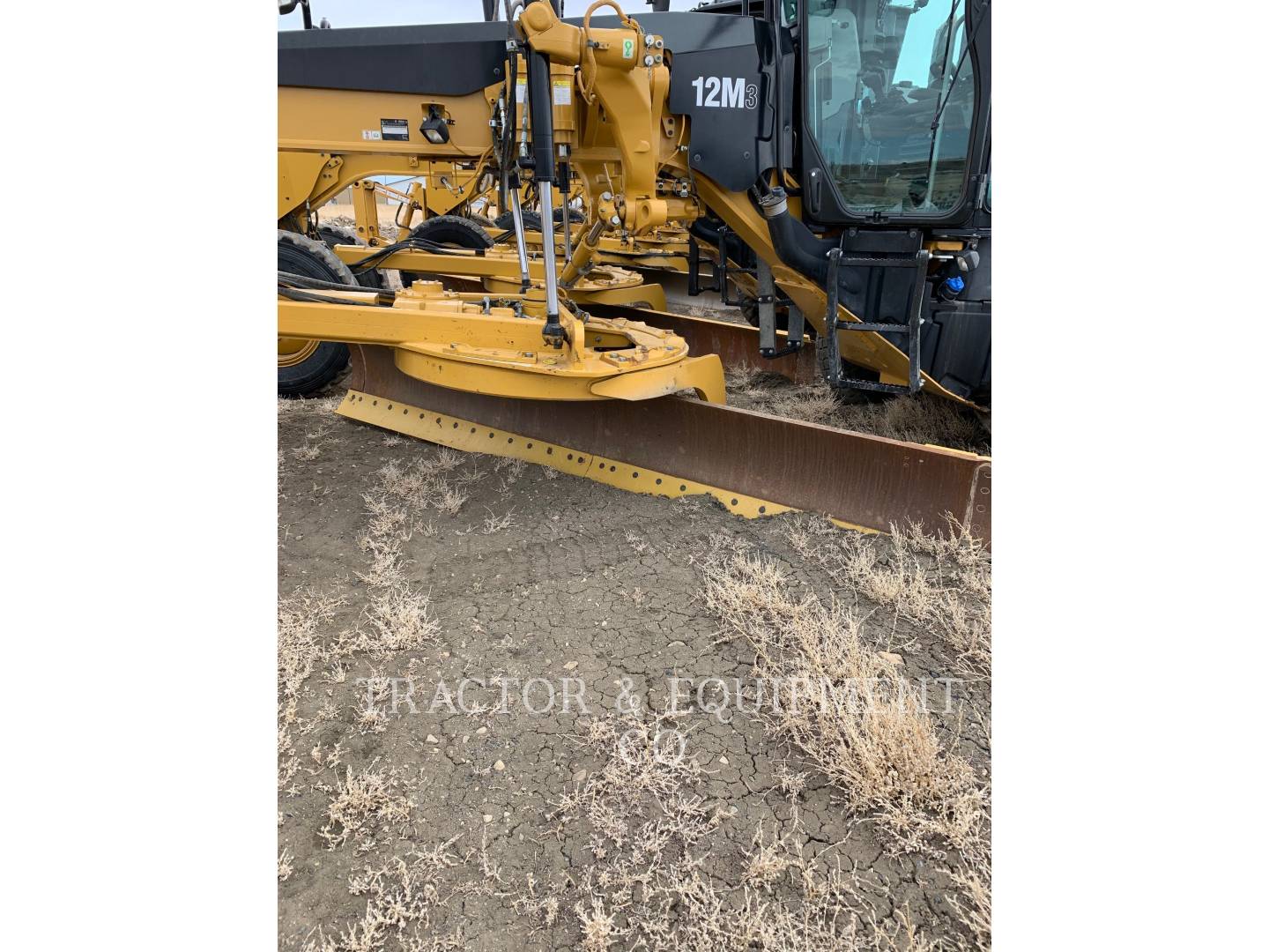 2016 Caterpillar 12M3 Grader - Road