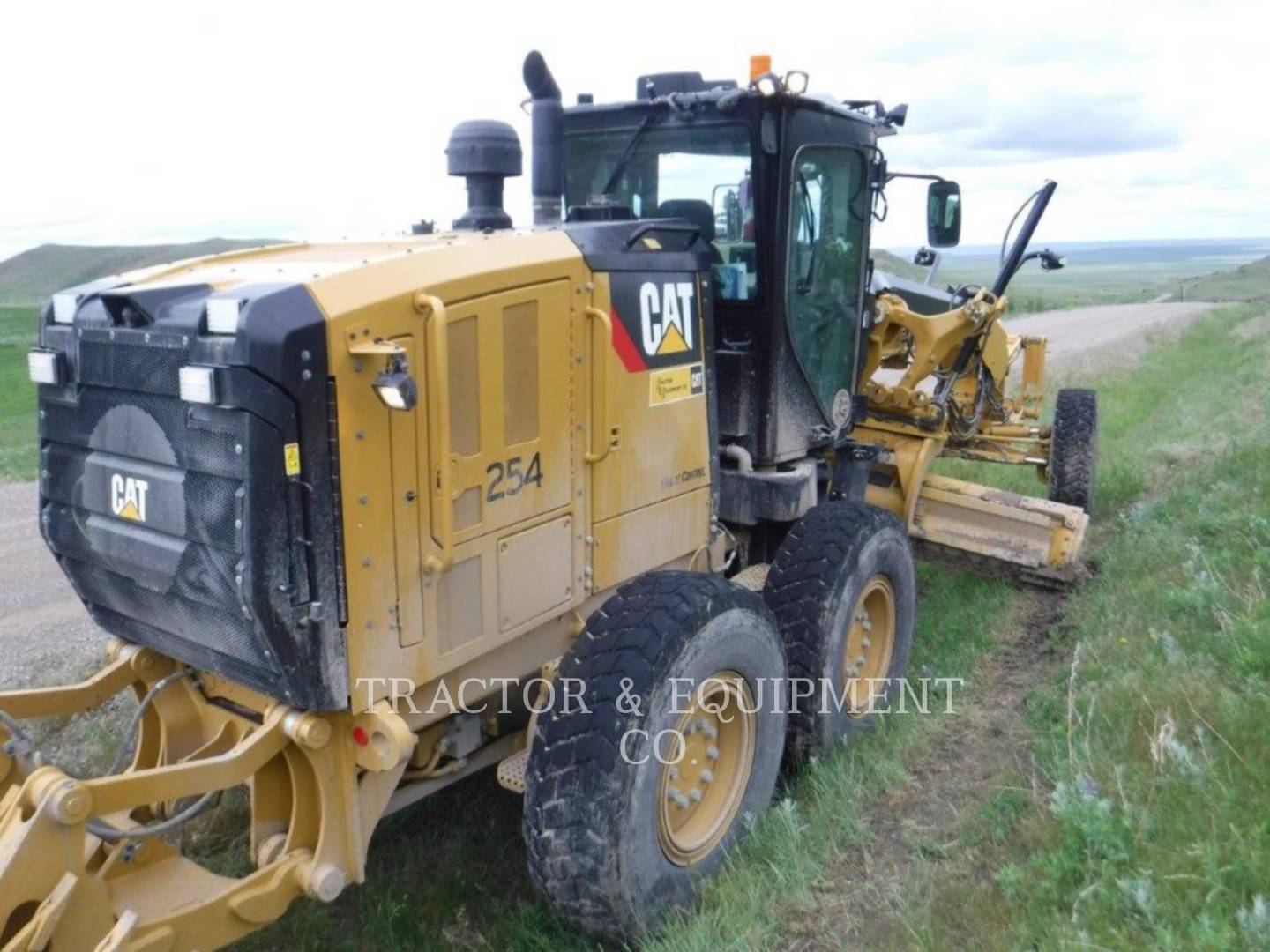 2016 Caterpillar 12M3 Grader - Road