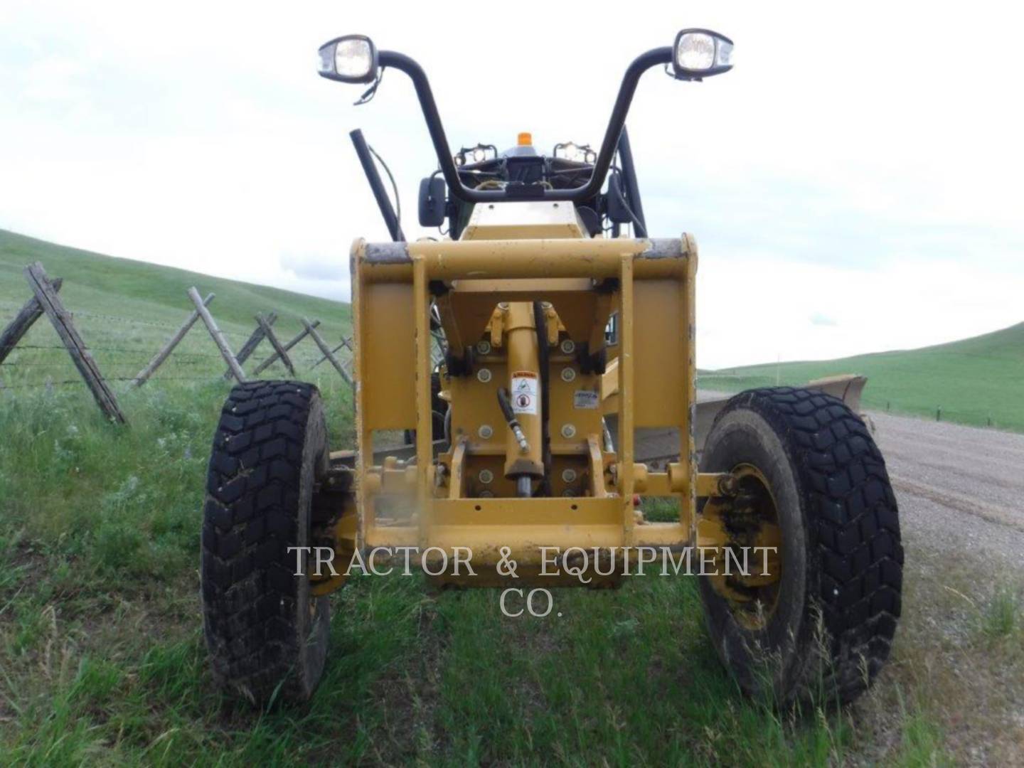 2016 Caterpillar 12M3 Grader - Road