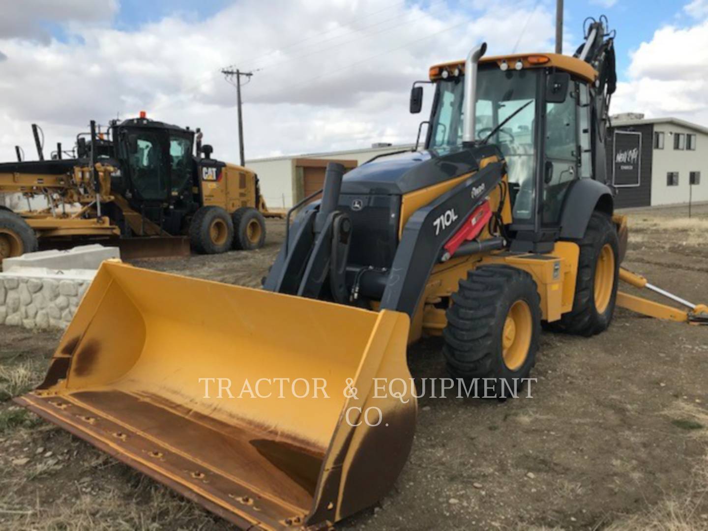 2019 John Deere 710 Tractor Loader Backhoe