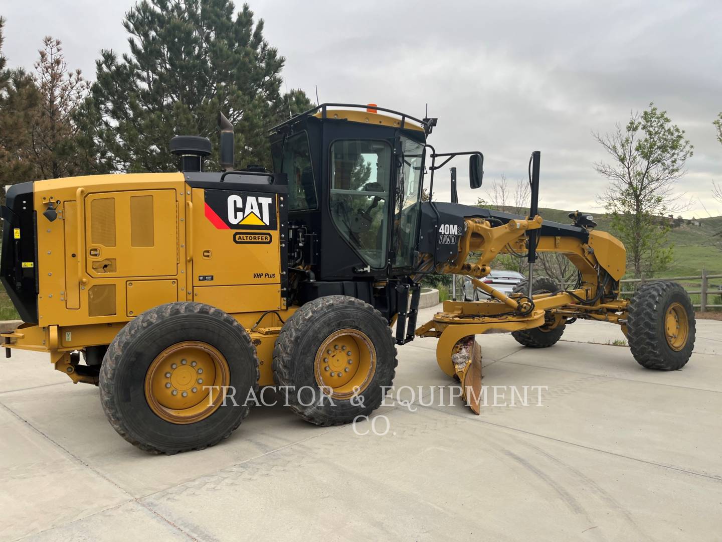 2011 Caterpillar 140M Grader - Road