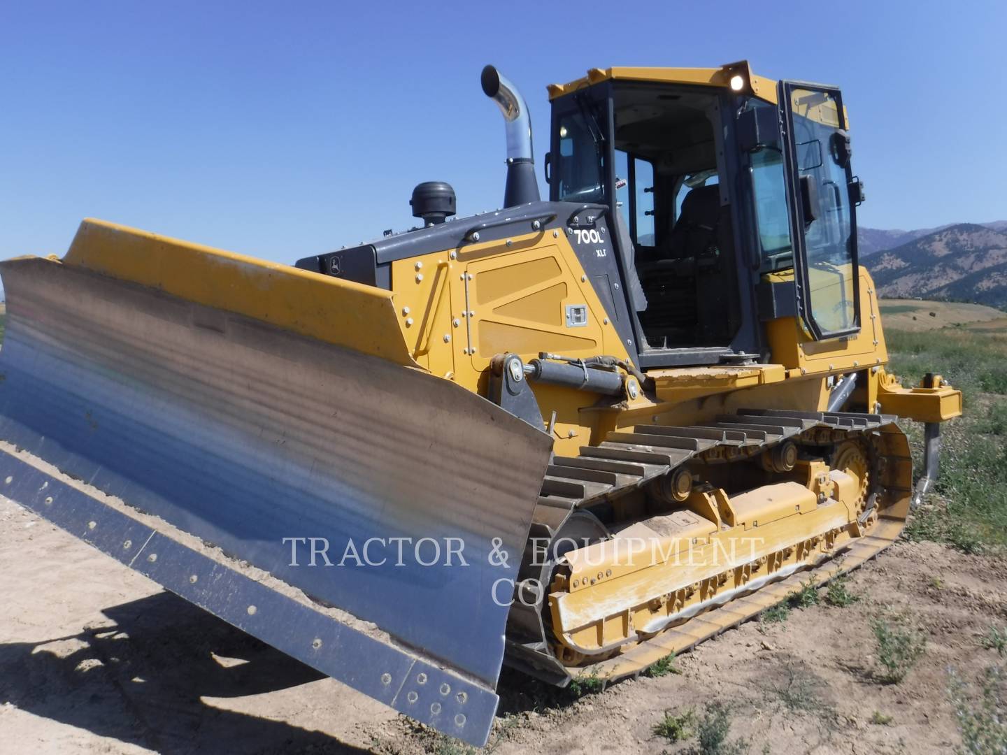 2020 John Deere 700L-XLT Dozer