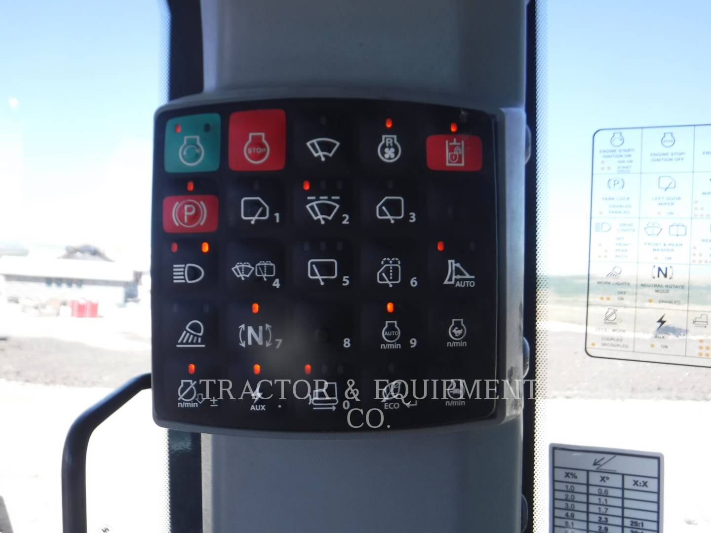 2020 John Deere 700L-XLT Dozer