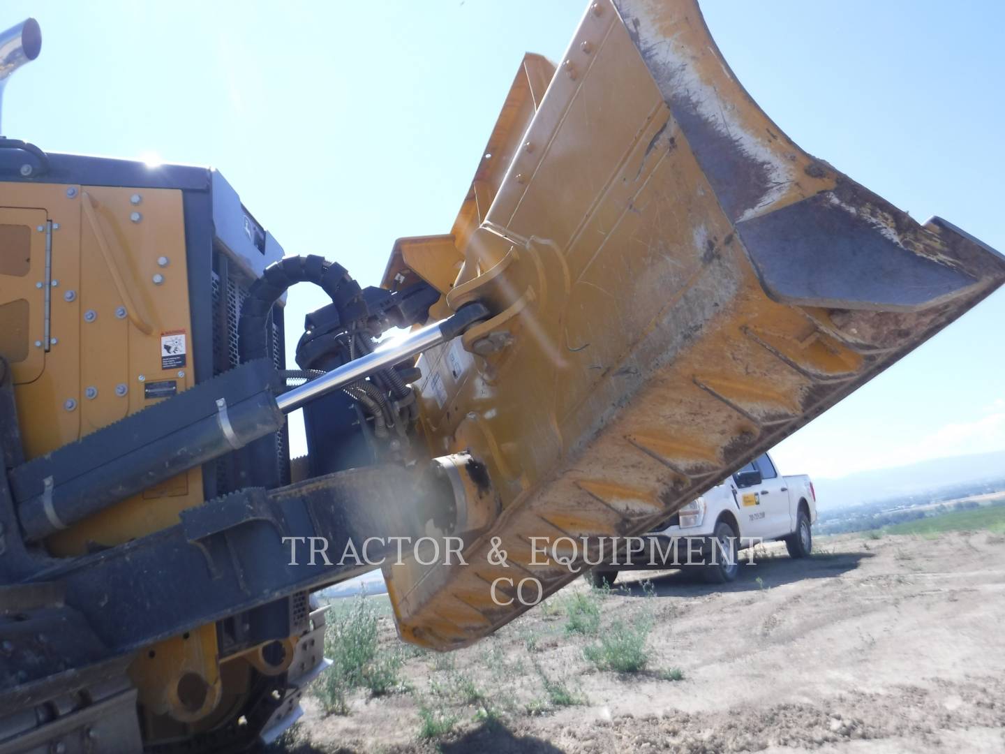 2020 John Deere 700L-XLT Dozer