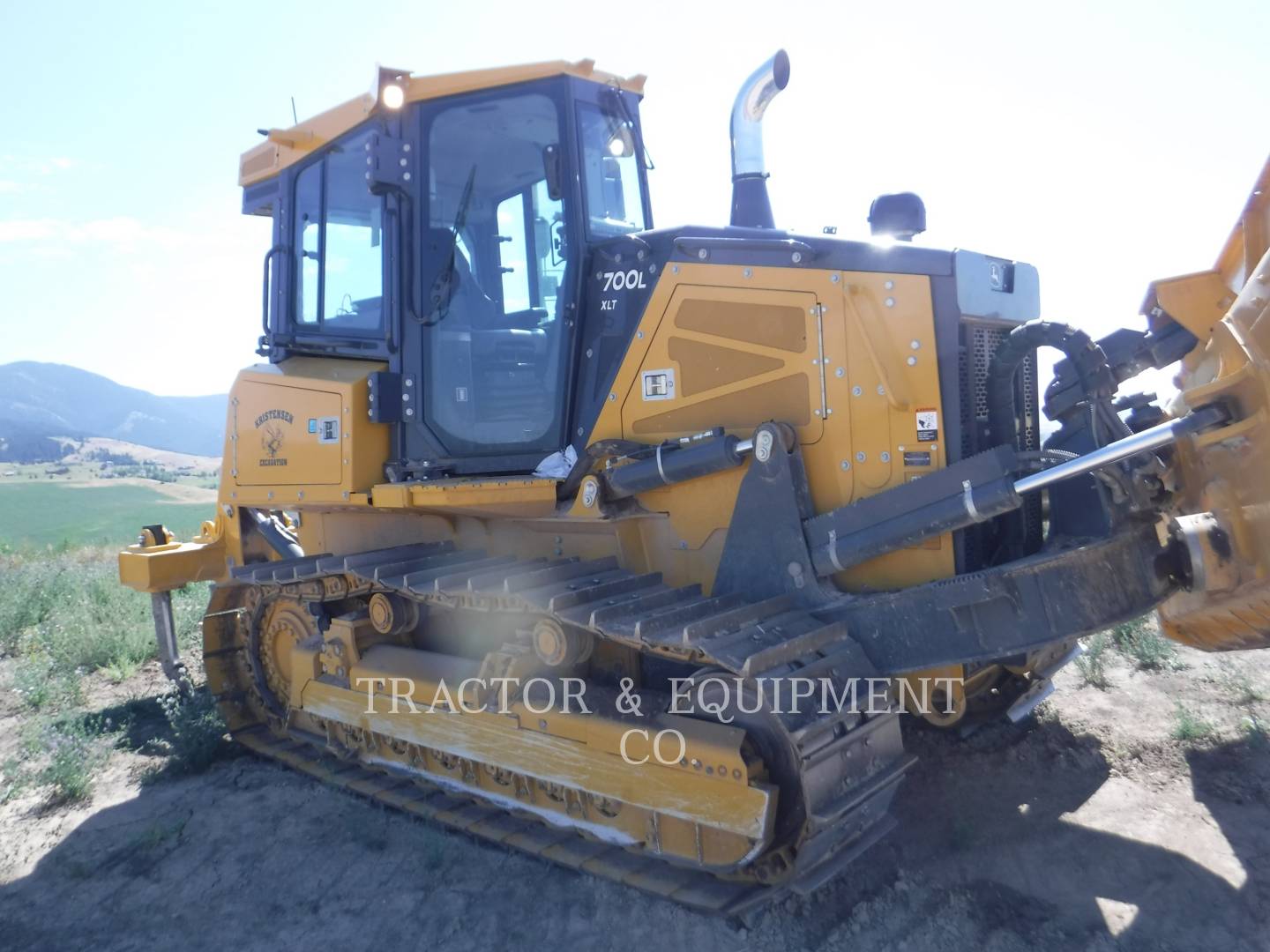 2020 John Deere 700L-XLT Dozer