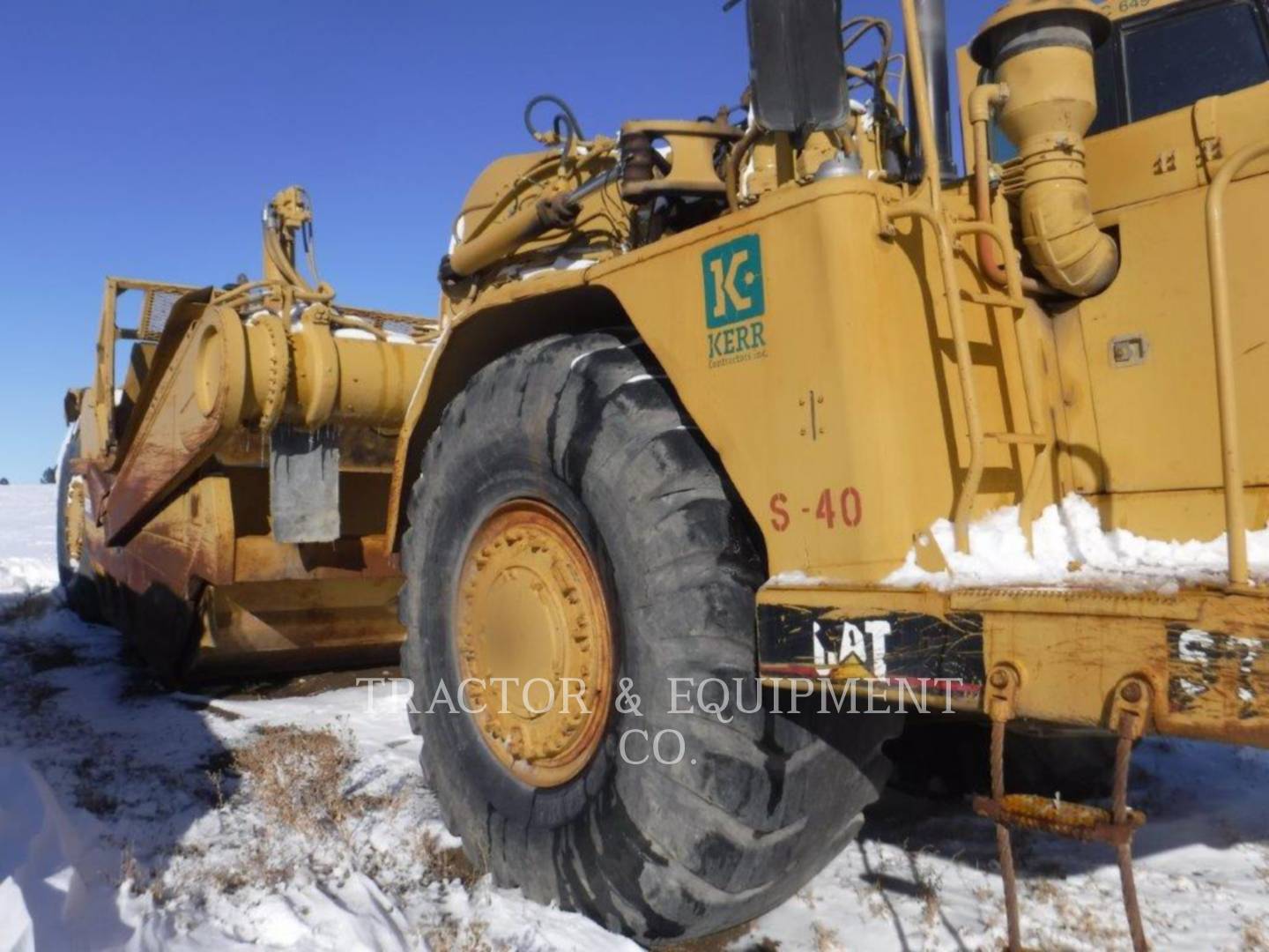 1988 Caterpillar 637E Wheel Tractor