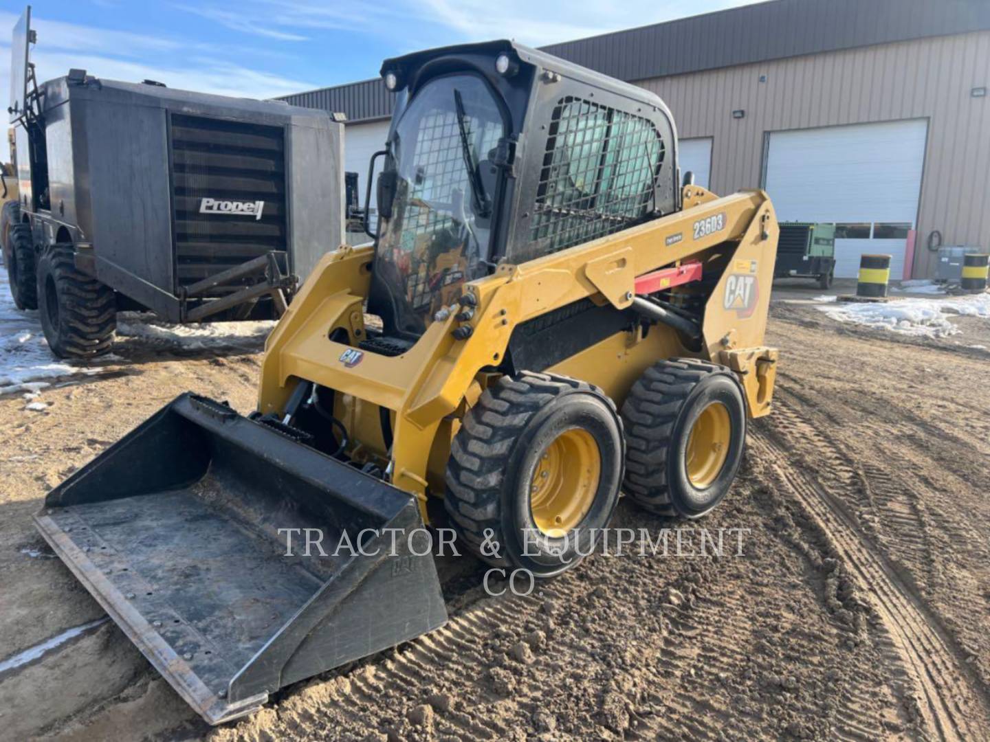 2022 Caterpillar 236D3 H2CB Skid Steer Loader